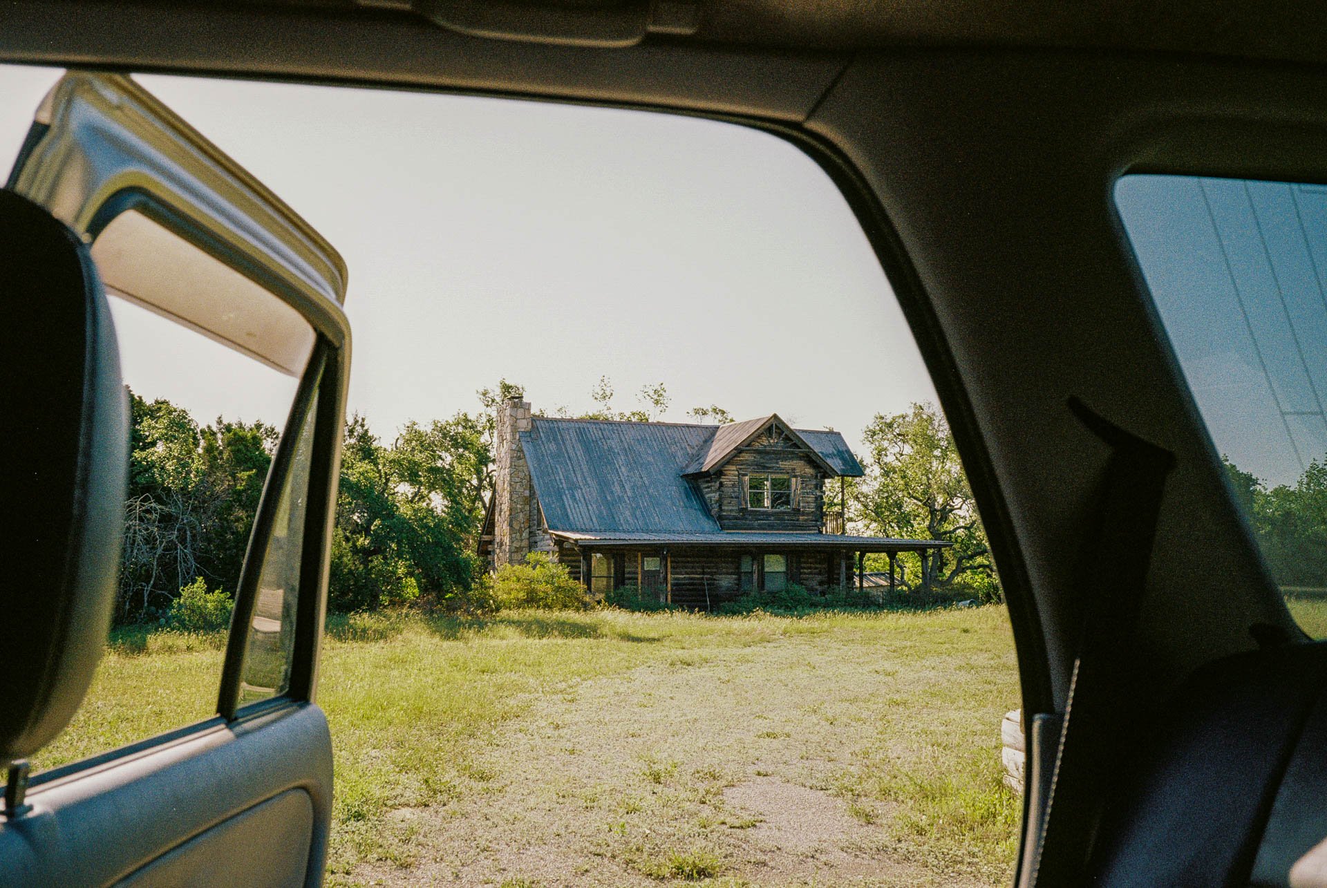 Texas-Road-on-Gold-200-35mm-Film-3.jpg