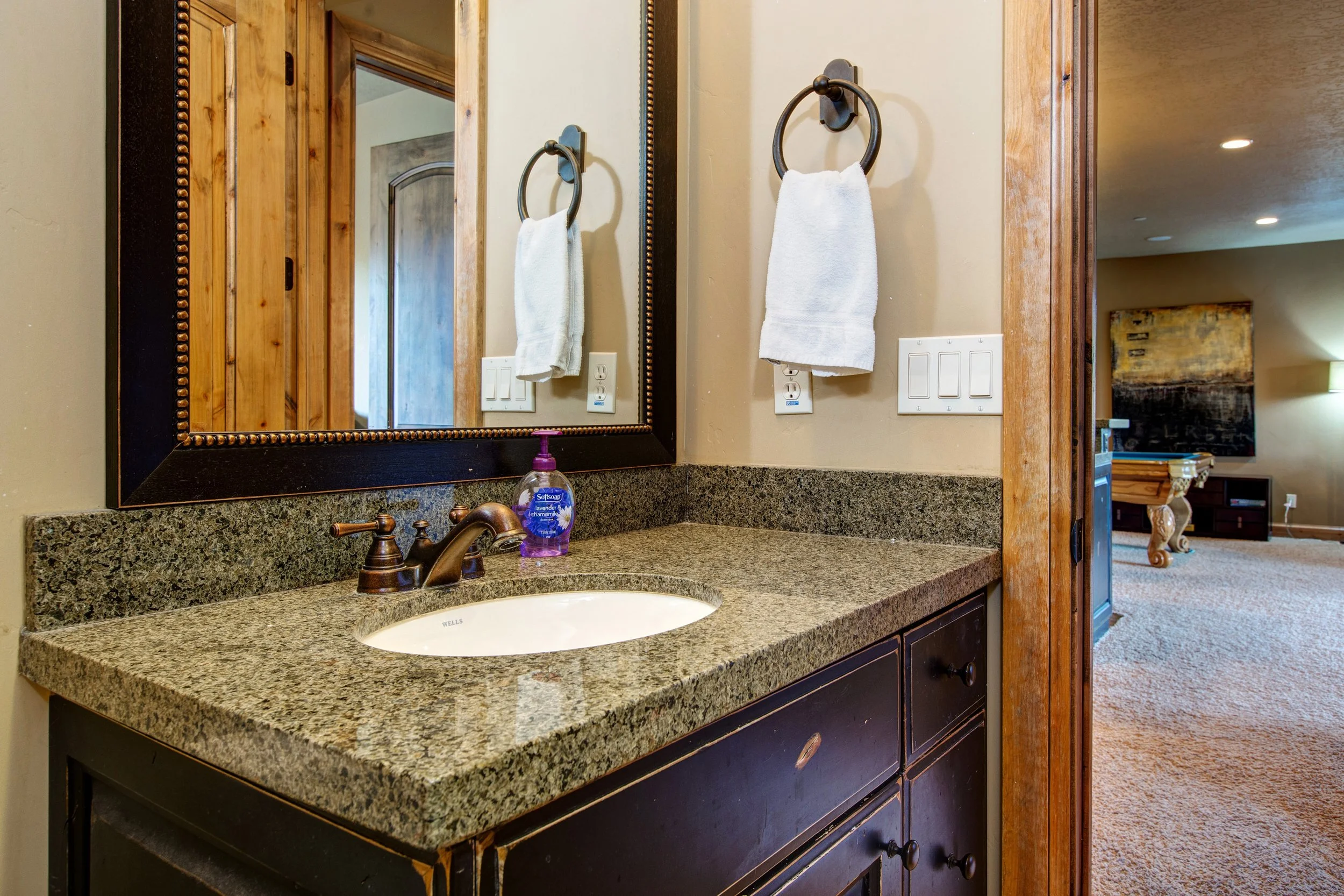 1280 W Hailstone Drive_26.jpeg