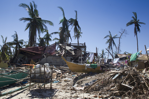 water for waves relief philippines_typhoon_haiyan14.jpg