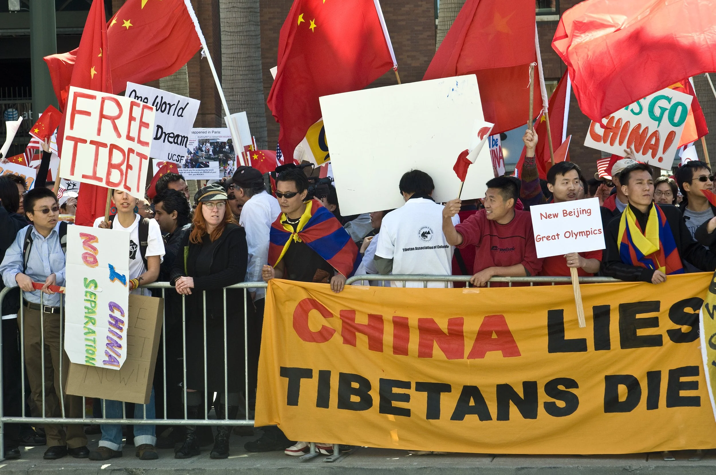 Tibetan Man Sets Self on Fire to Protest China’s Ethnic Unity Law