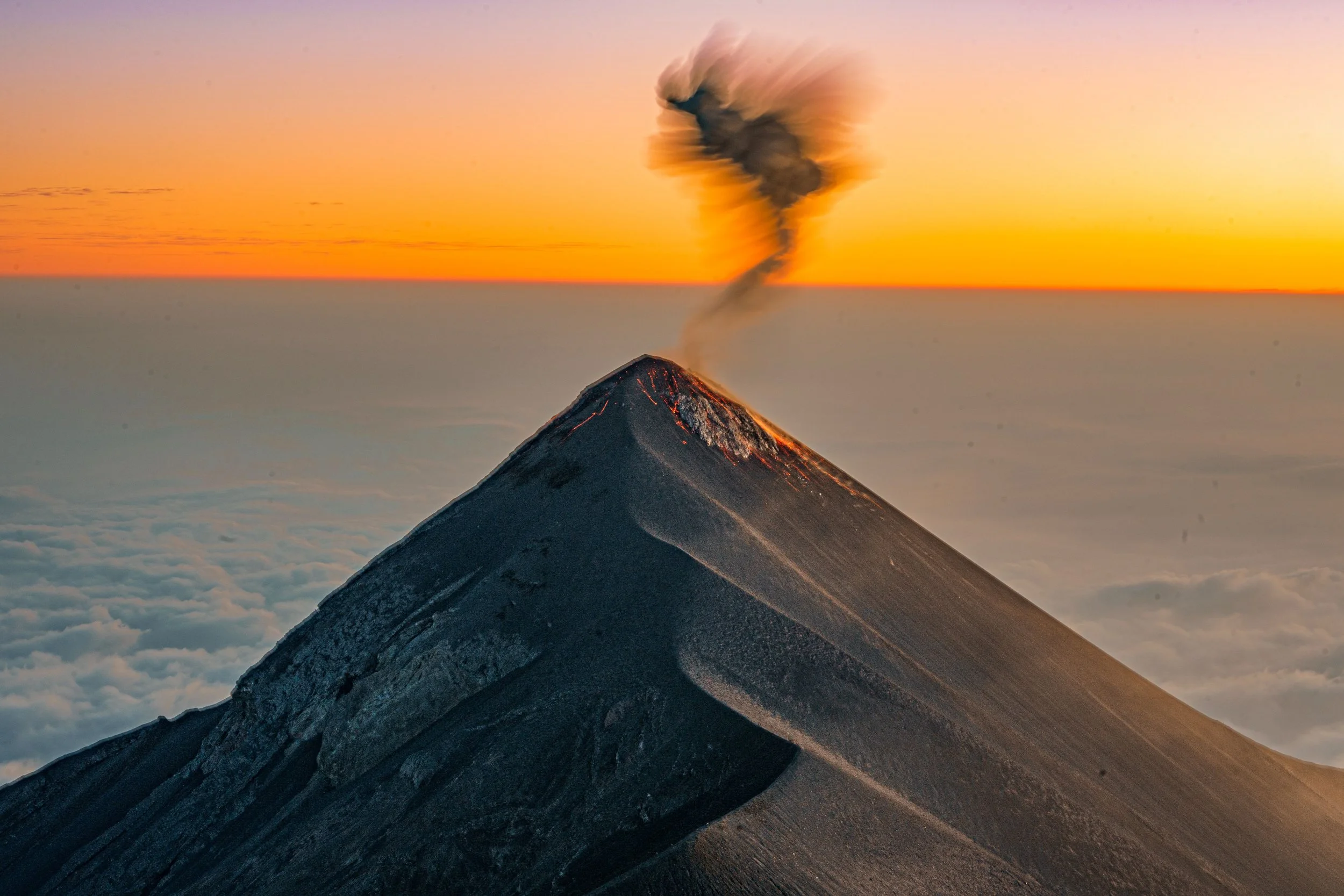 Image 1- Volcan Fuego erupting at sunrise.jpg