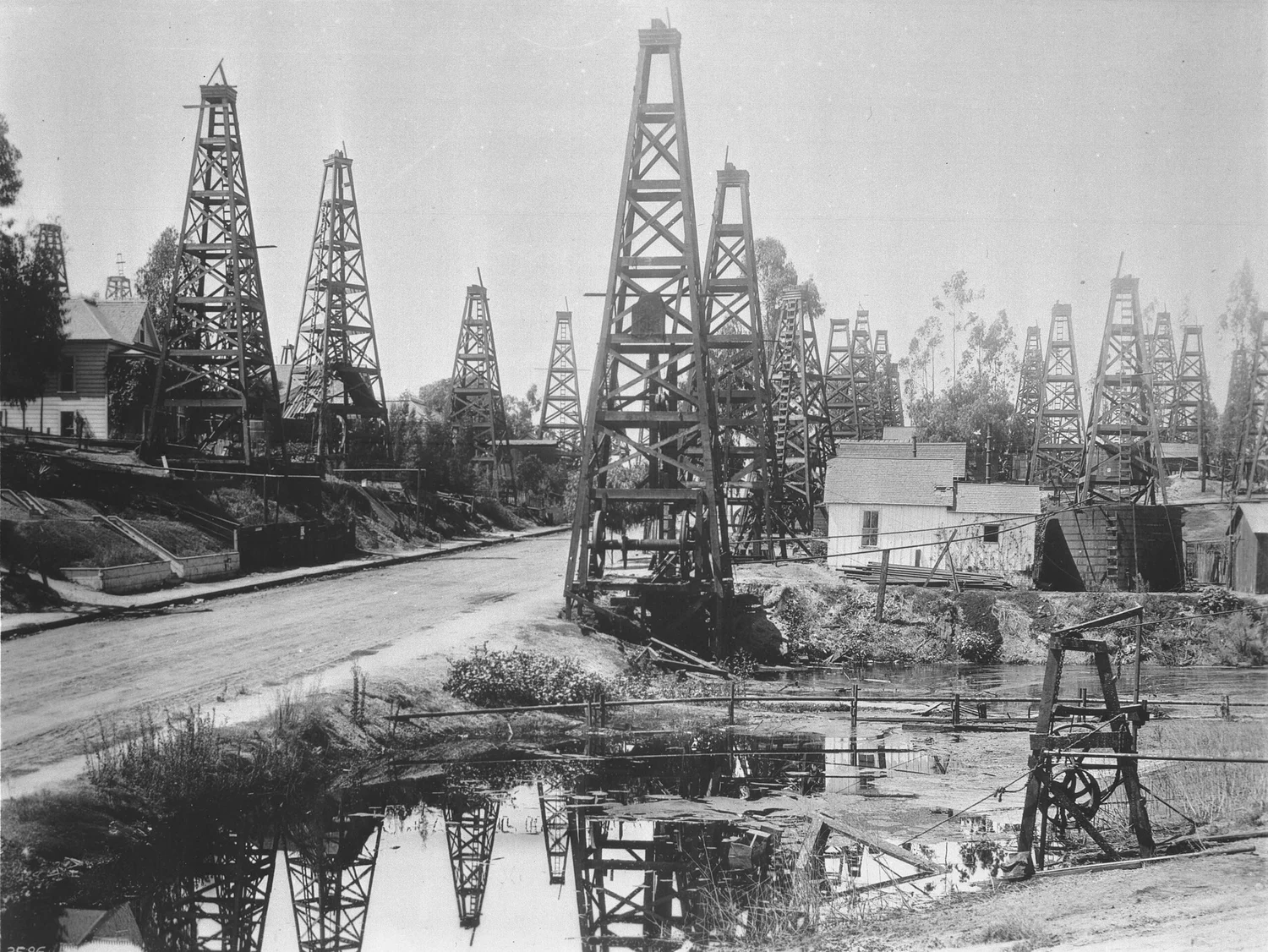 Urban Oil Rigs Ranch Why Oil Rigging is So Bad for the Environment