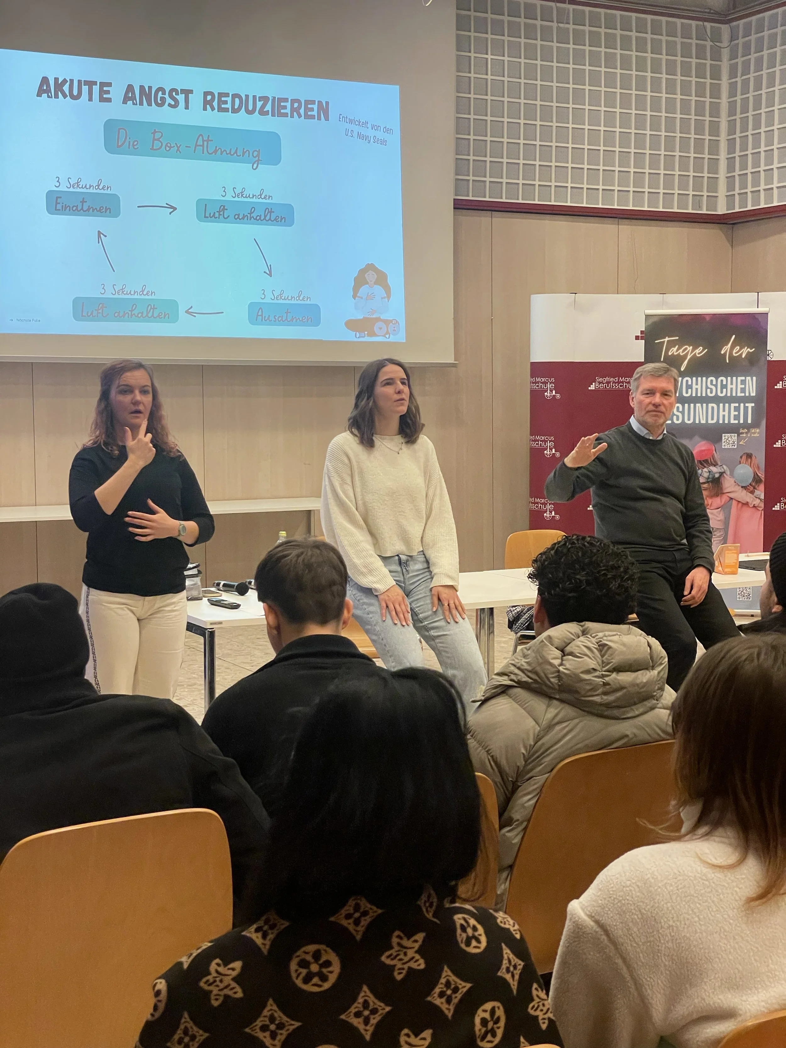 TdpG_Berufsschule für Frisur und Maskenbild_260114_13.jpg