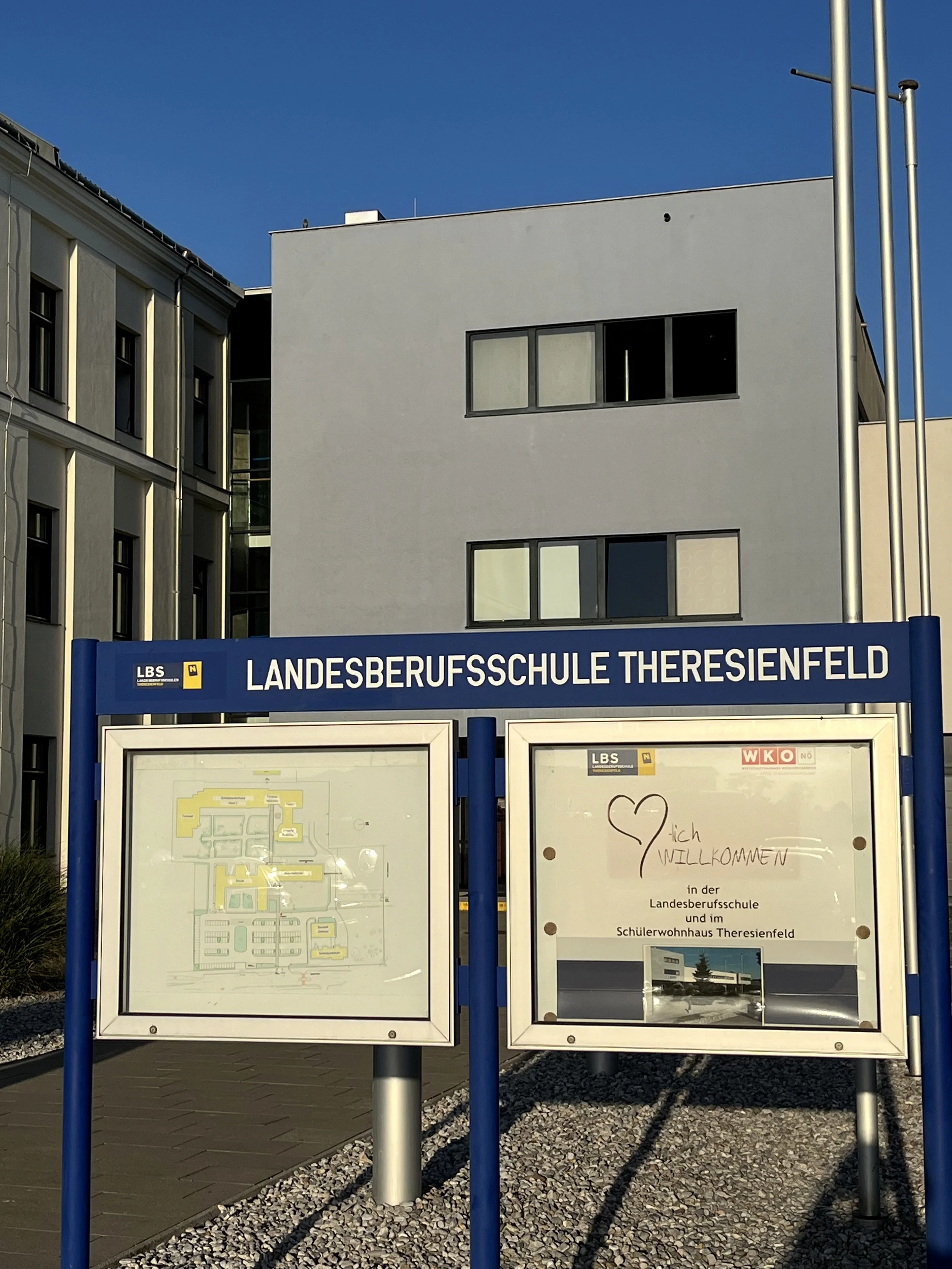 Tdpg_LBS Theresienfeld_080926_02.jpg