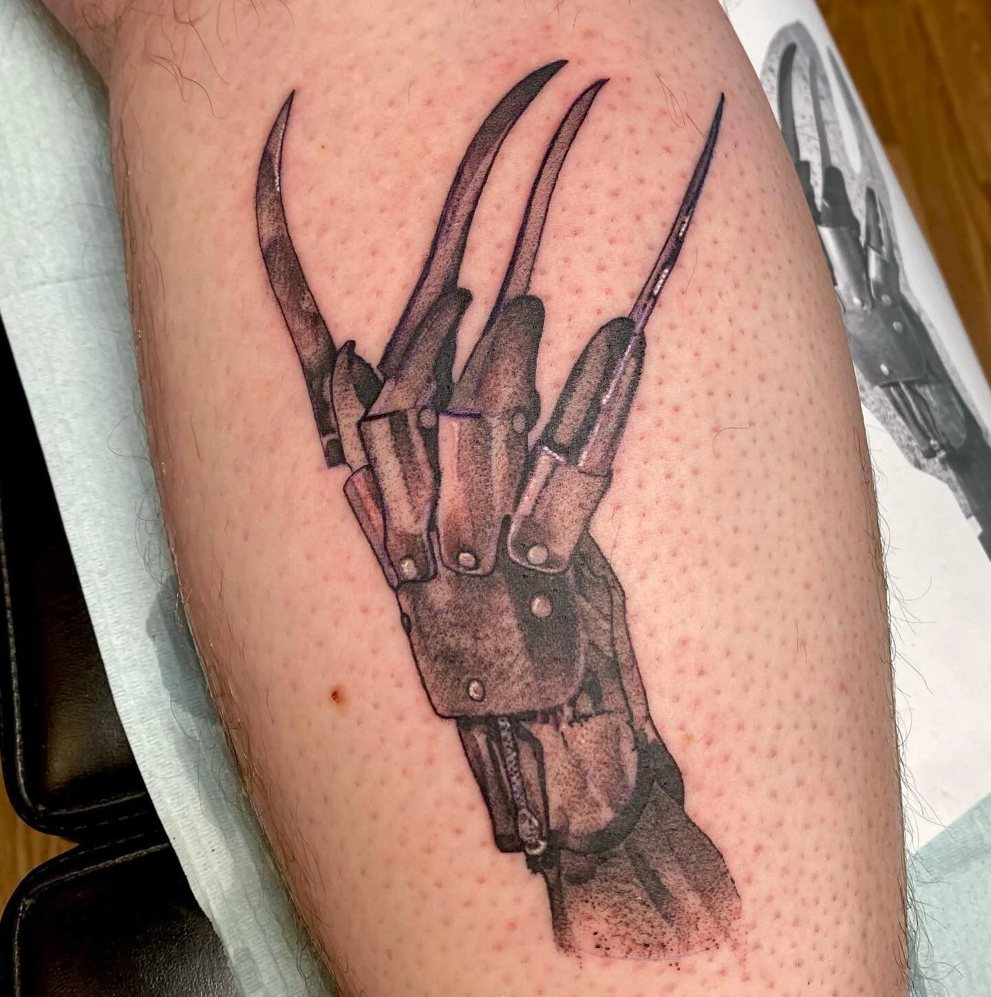 #freddykrueger glove 🧤 @snakeoiltattoo #horrortattoo #kentuckytattooers