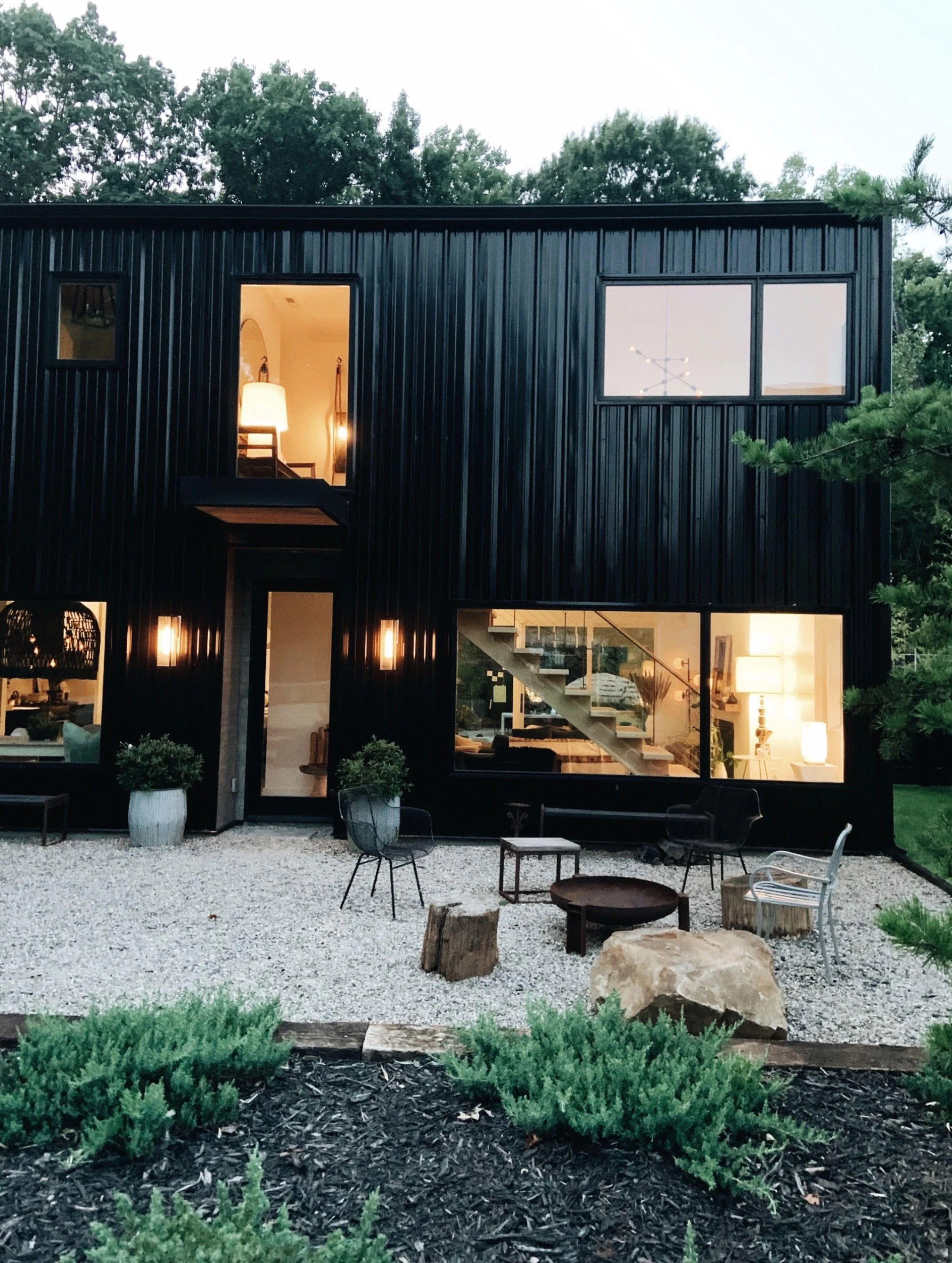 WHY I’M STILL DRAWN TO BLACK HOUSES.