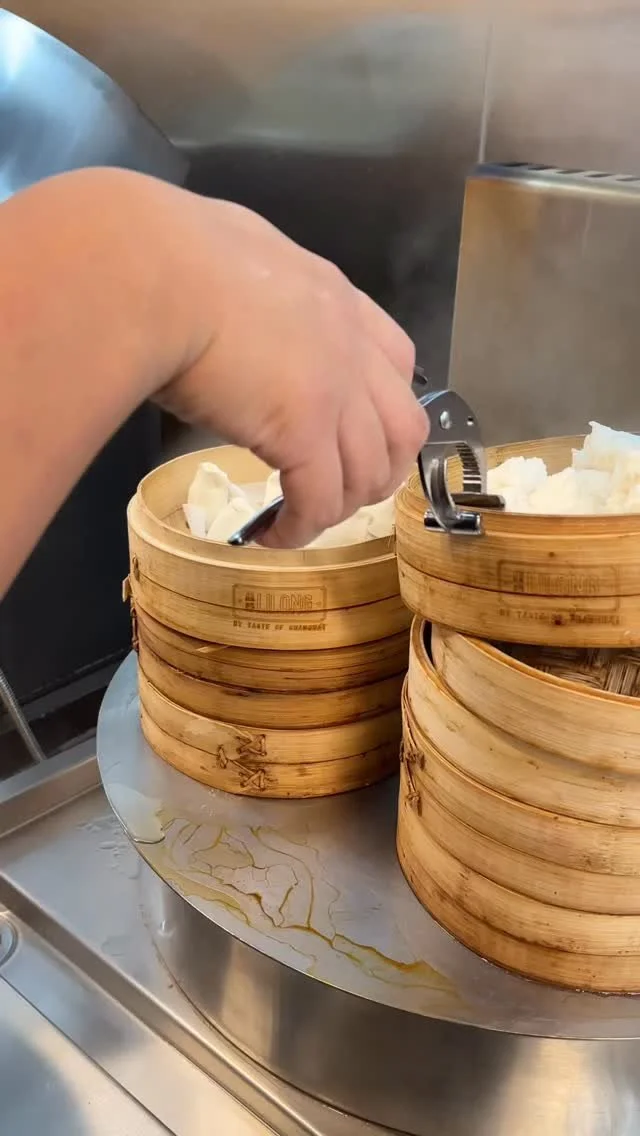 Soft & plushy BBQ pork buns to eat your winter away #dumplings #noodles #chinesefood #penritheats #sydneyeats