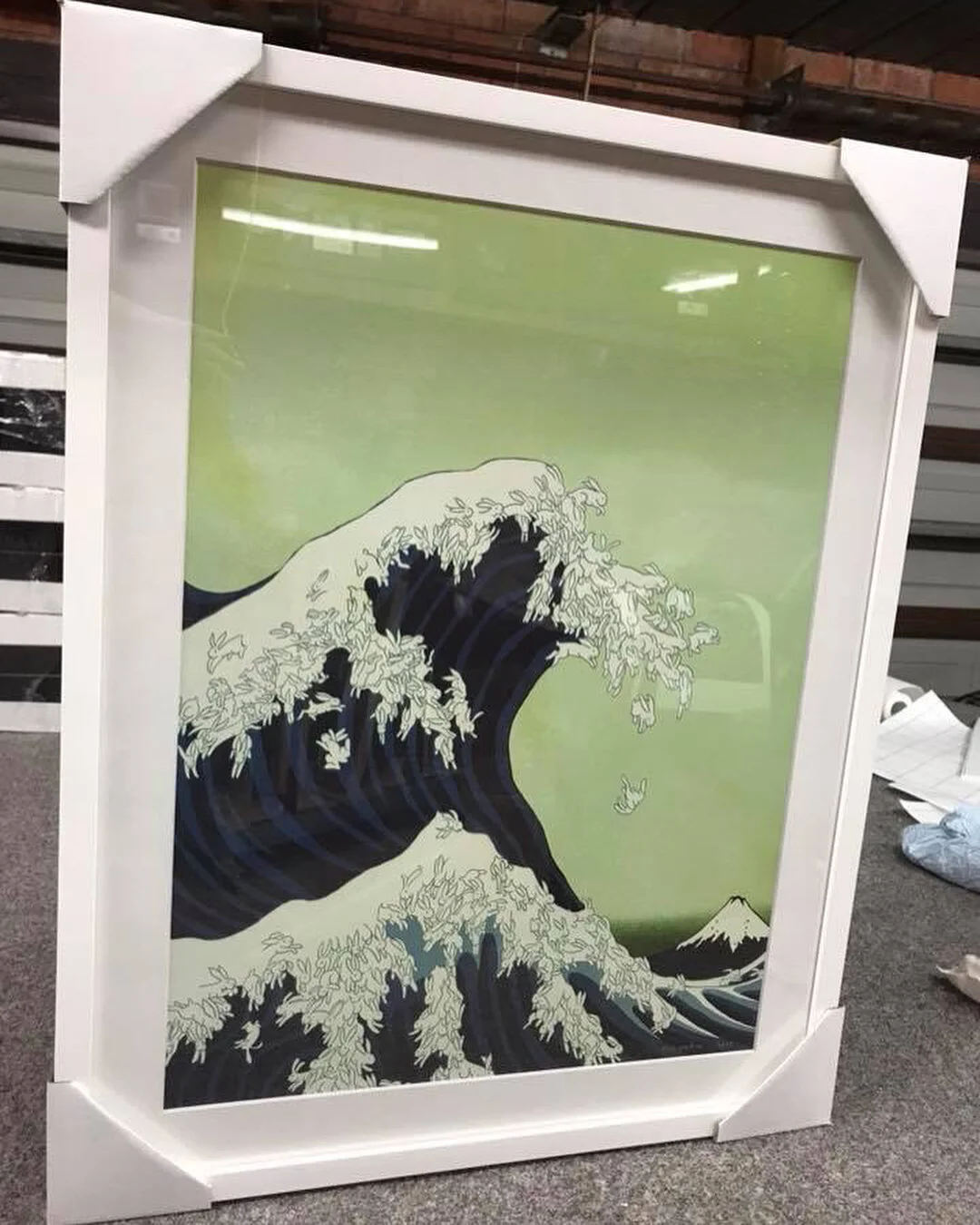 Swipe for detail.
.
.
.
#framinghell #thegreatwaveoffkanagawa #hokusai #greatwave #thegreatwave #rabbits #rabbitsinthedetail #customframing #appropriation #sydneyframer