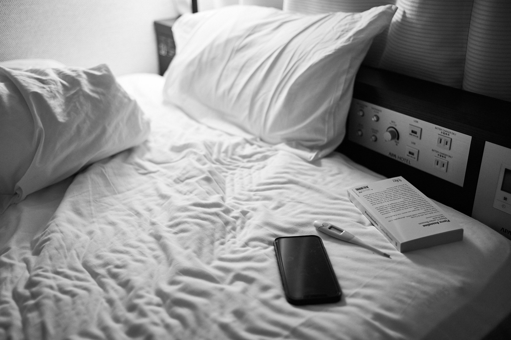 Photograph of a quarantine hotel room in Osaka, Japan by Xavier Andujar.