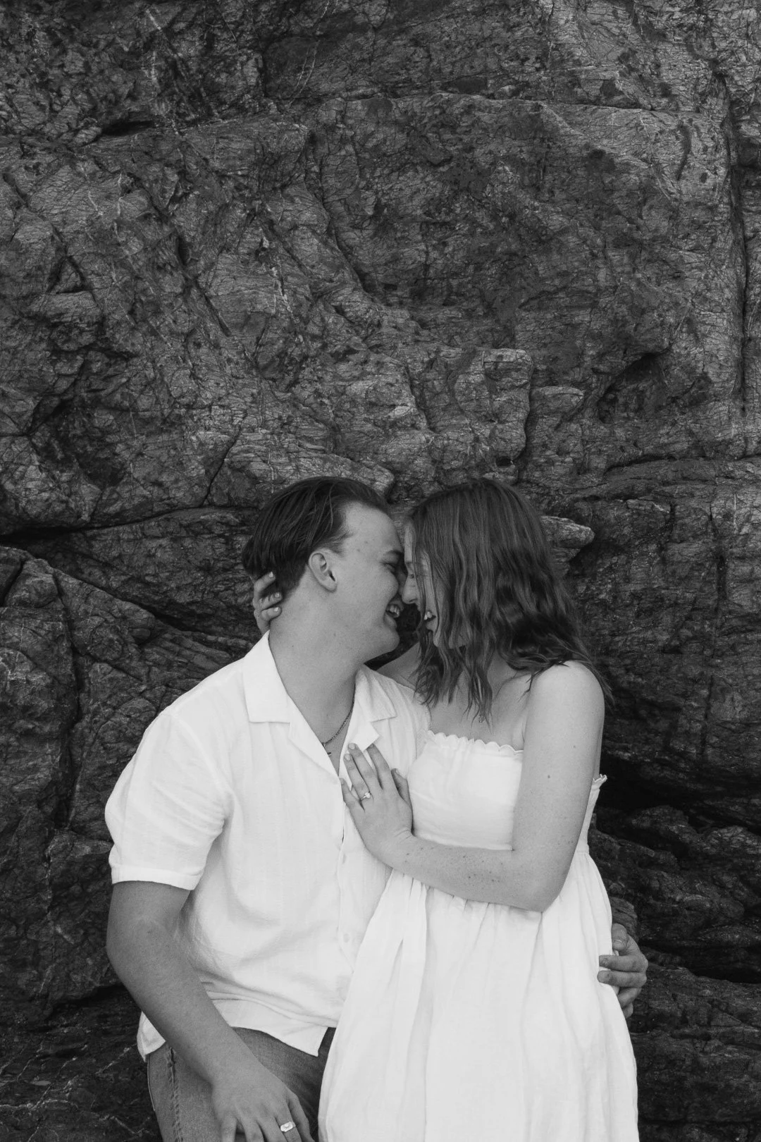 What To Expect From An Engagement Session