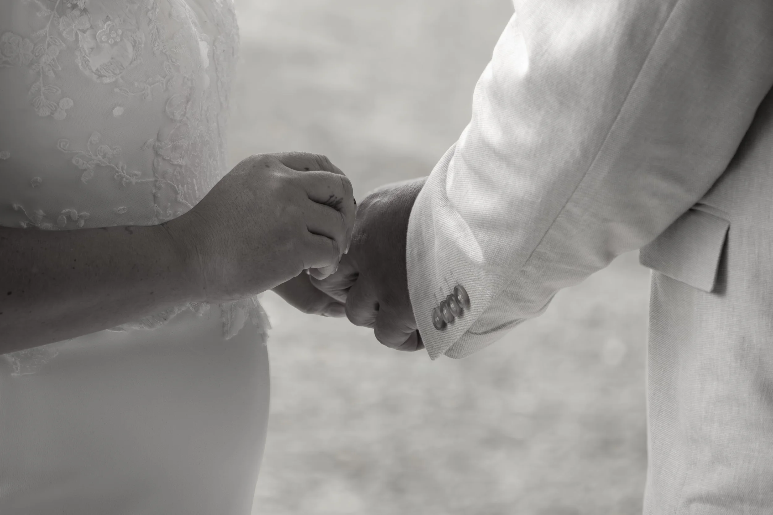 Is a Short Coverage or Full-Day Wedding Package Right for You?