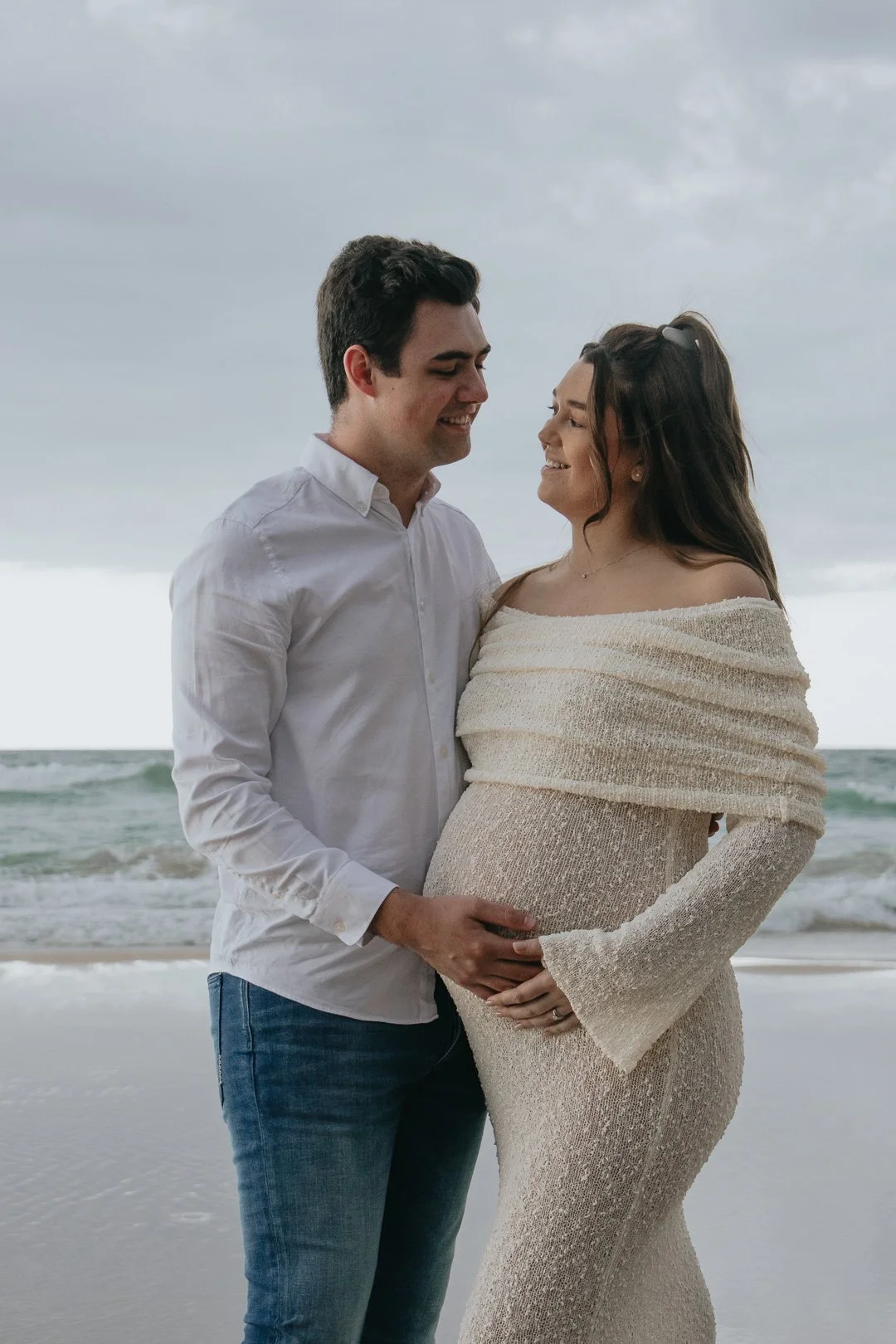 Annabelle + Josh Maternity -31.jpg