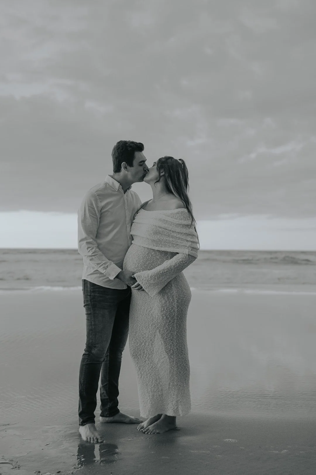 Annabelle + Josh Maternity -28.jpg