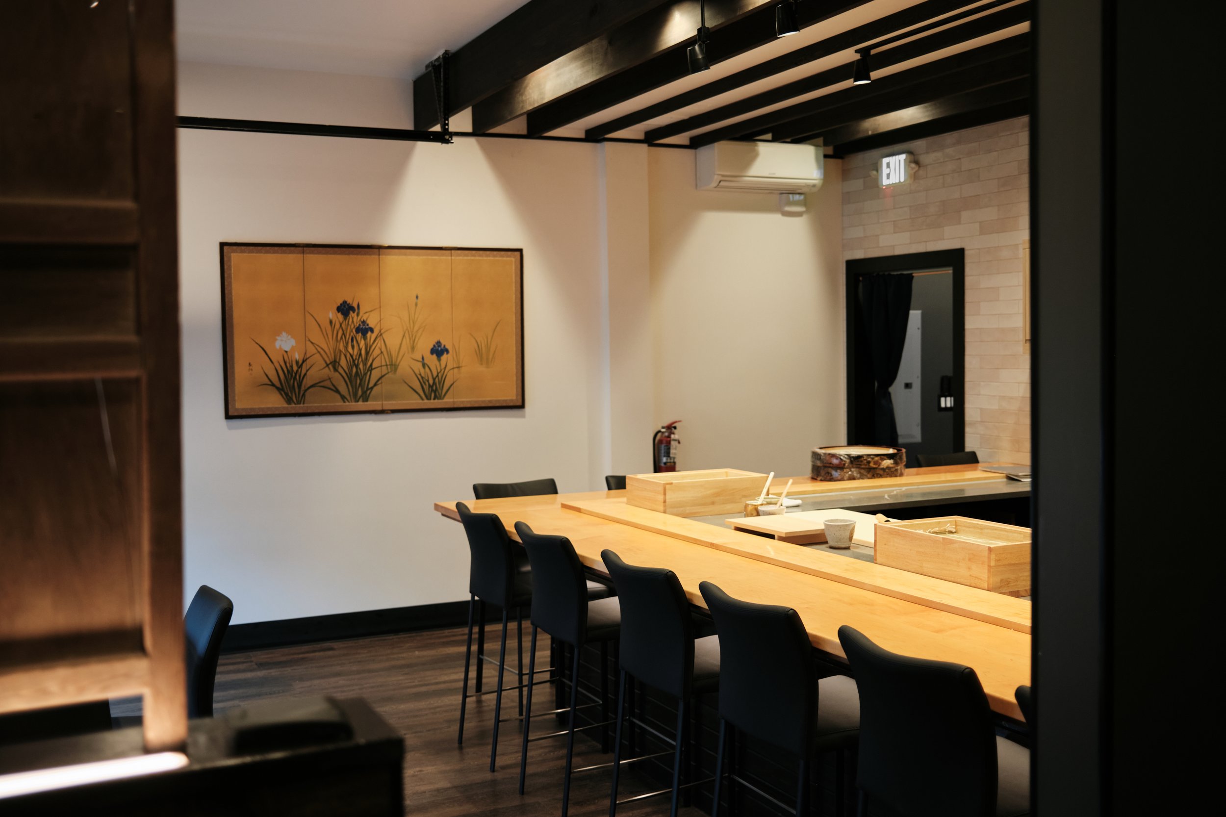 Services 3 — Sushi Suzuki