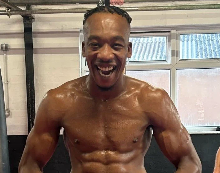 Entertainer Charles scores solid victory