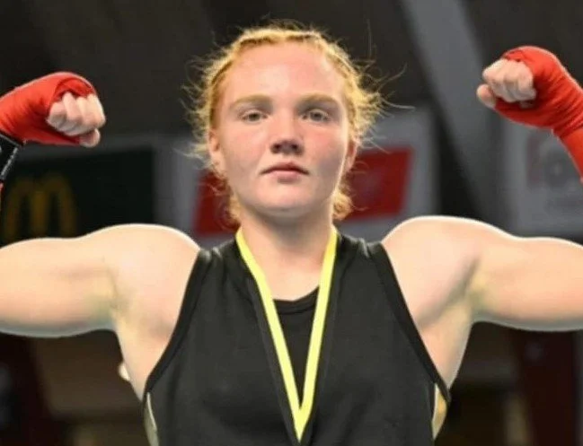Lexie beats the Euro champ in Portugal