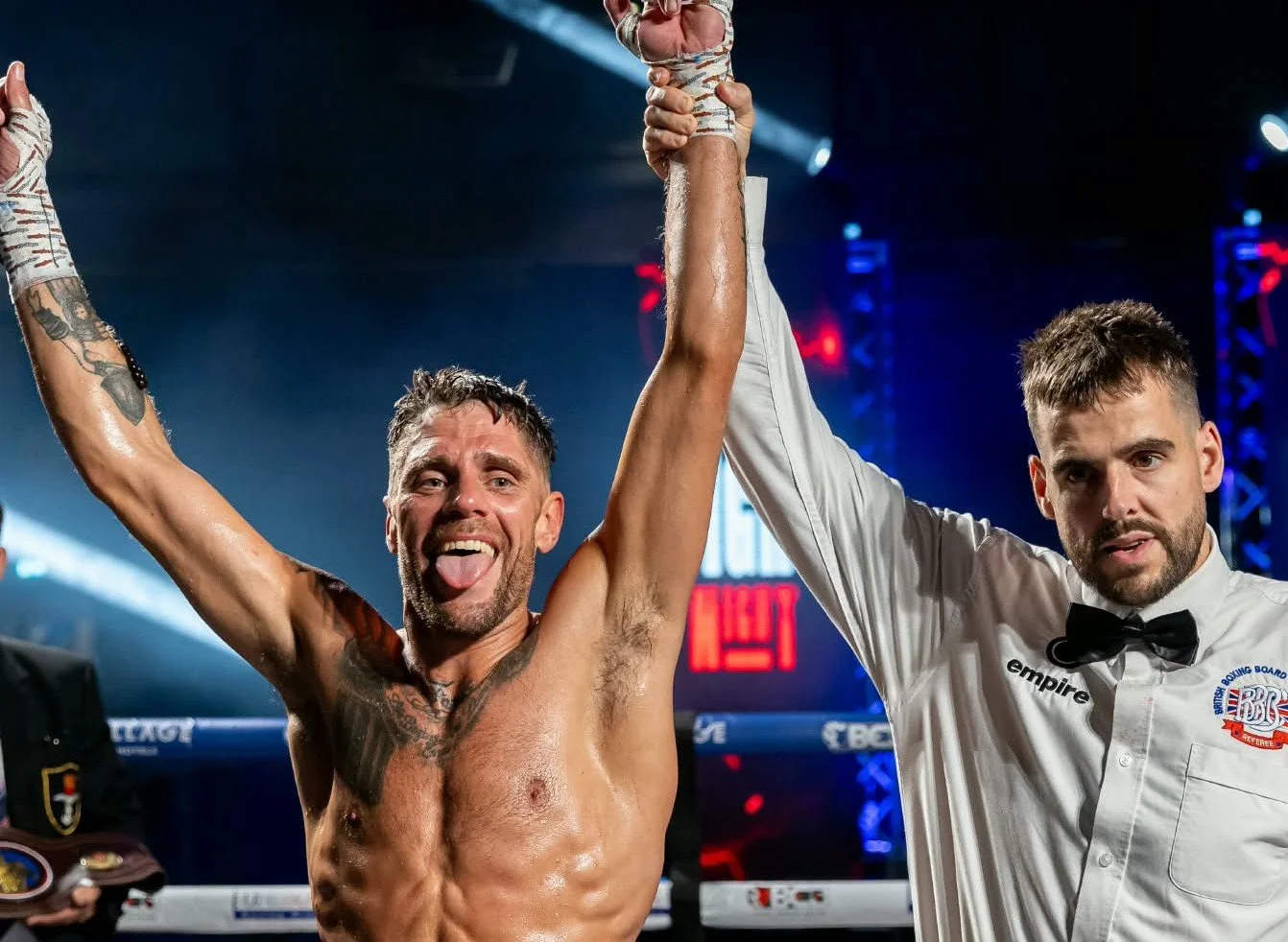 Stevens overwhelms Baker in five rounds