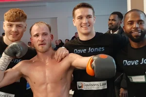 Drama, controversy in Jones twins fights — Fight City