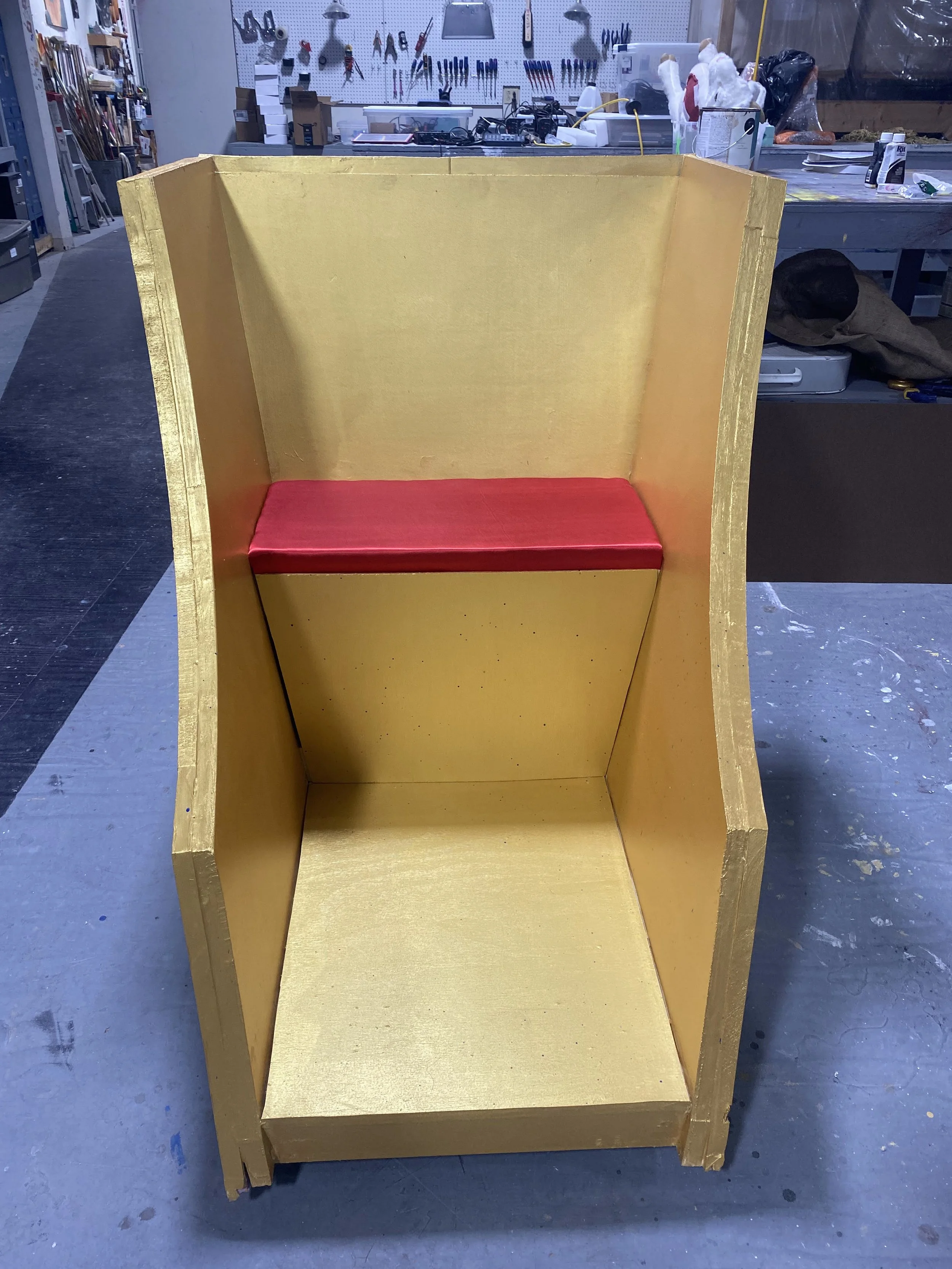 Upholstered cushion for Pharoah's chariot (Joseph [...] MSMT '22)