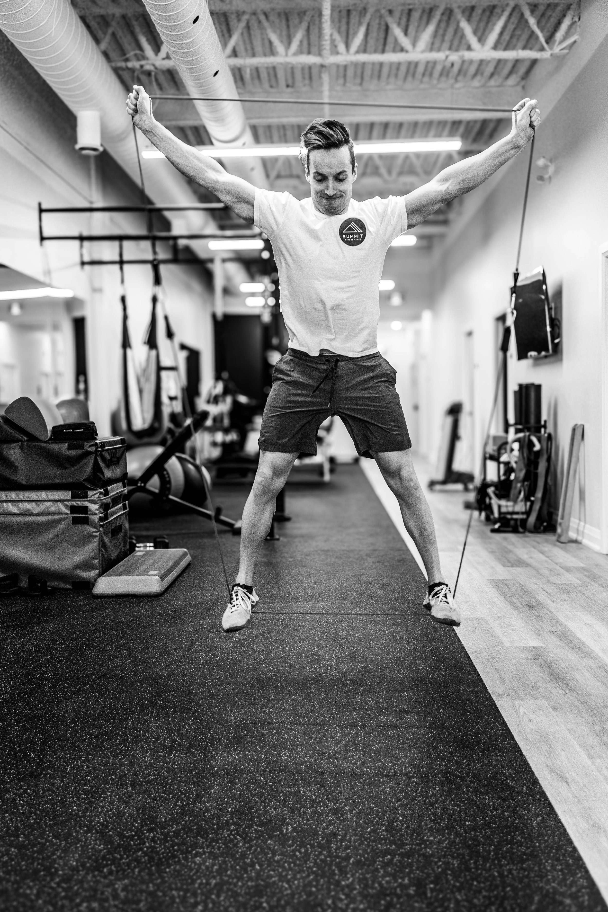 5 Tips To Stay Fit While Traveling