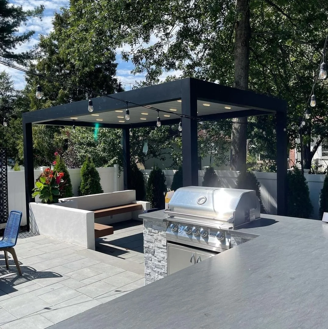 Modern barbecue design with stucco bench
