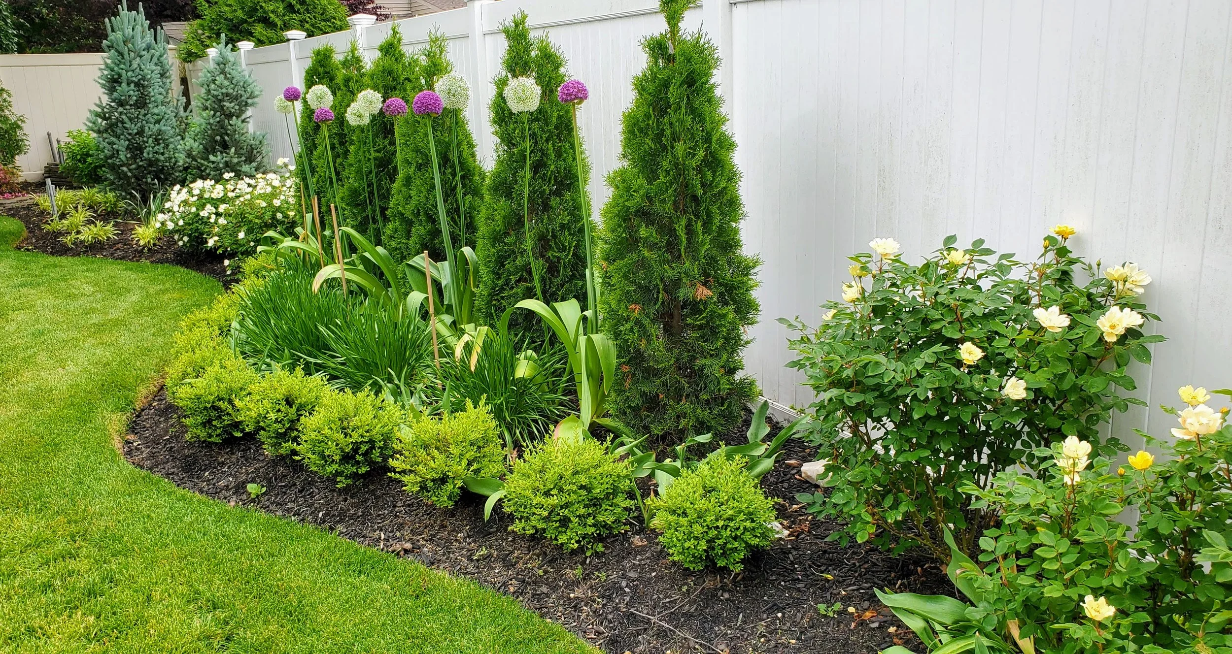 Backyard -landscaping-flowers-Long-island.jpg