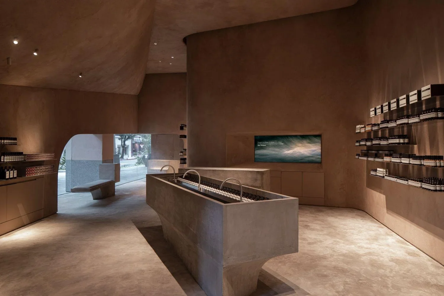 beyond-notes-luxury-brand-perception-aesop-6.webp