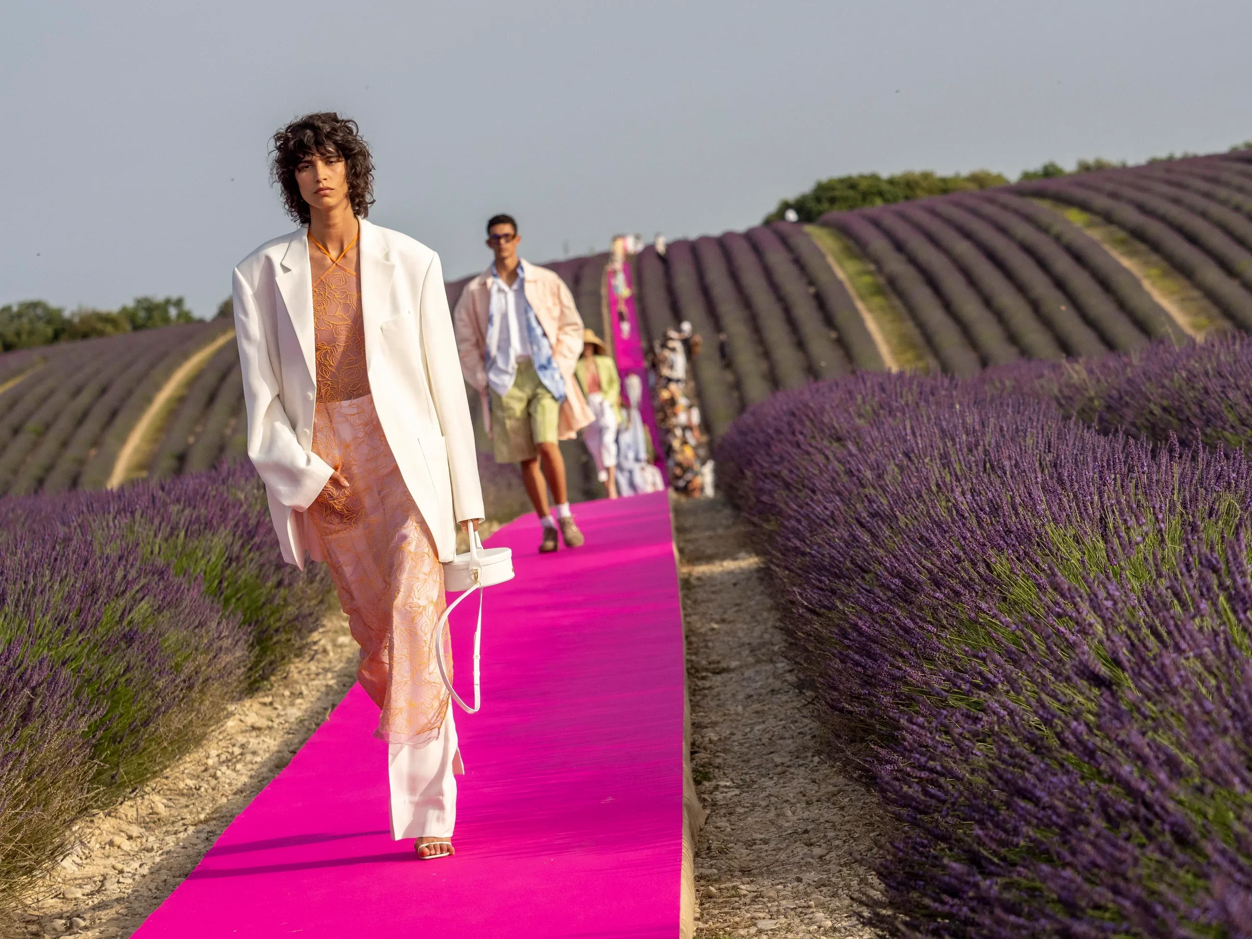 Editorial note on luxury brand perception and emotional value.