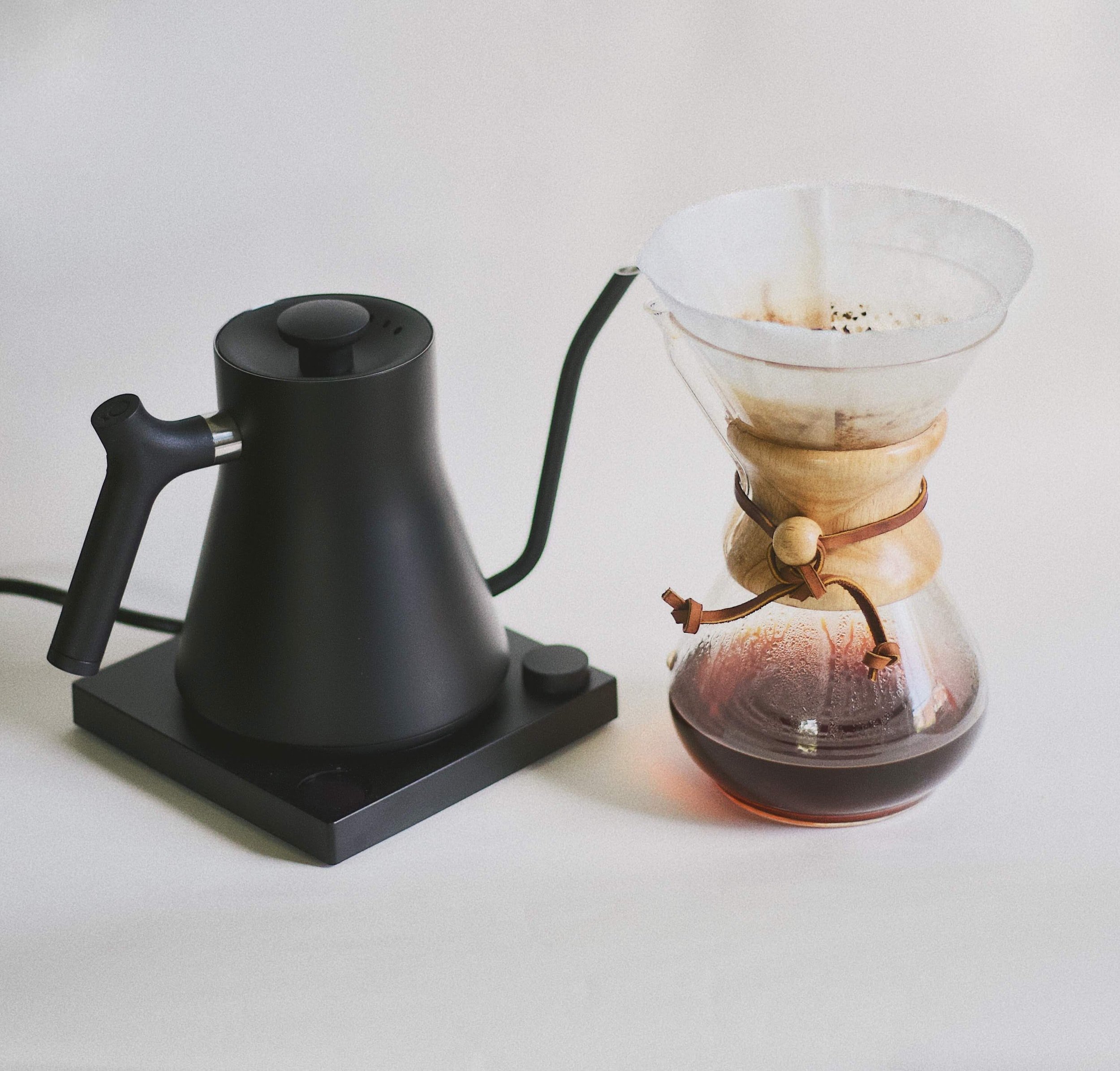 Advantages (and Disadvantages) of Brewing Your Coffee With the Pour Over  Method — Frankly Good Coffee