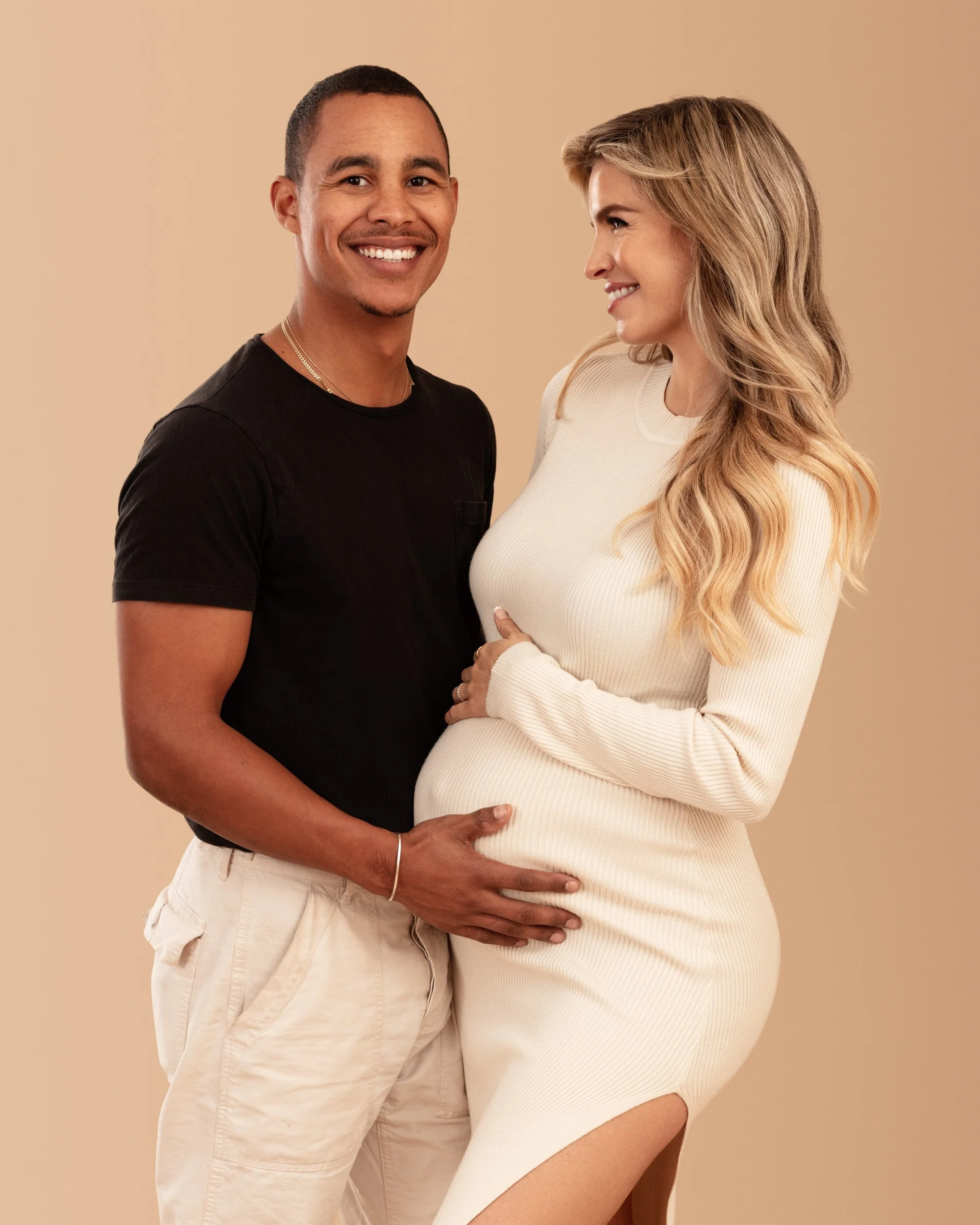 6V6A1810-nycmaternityphotographer.jpg