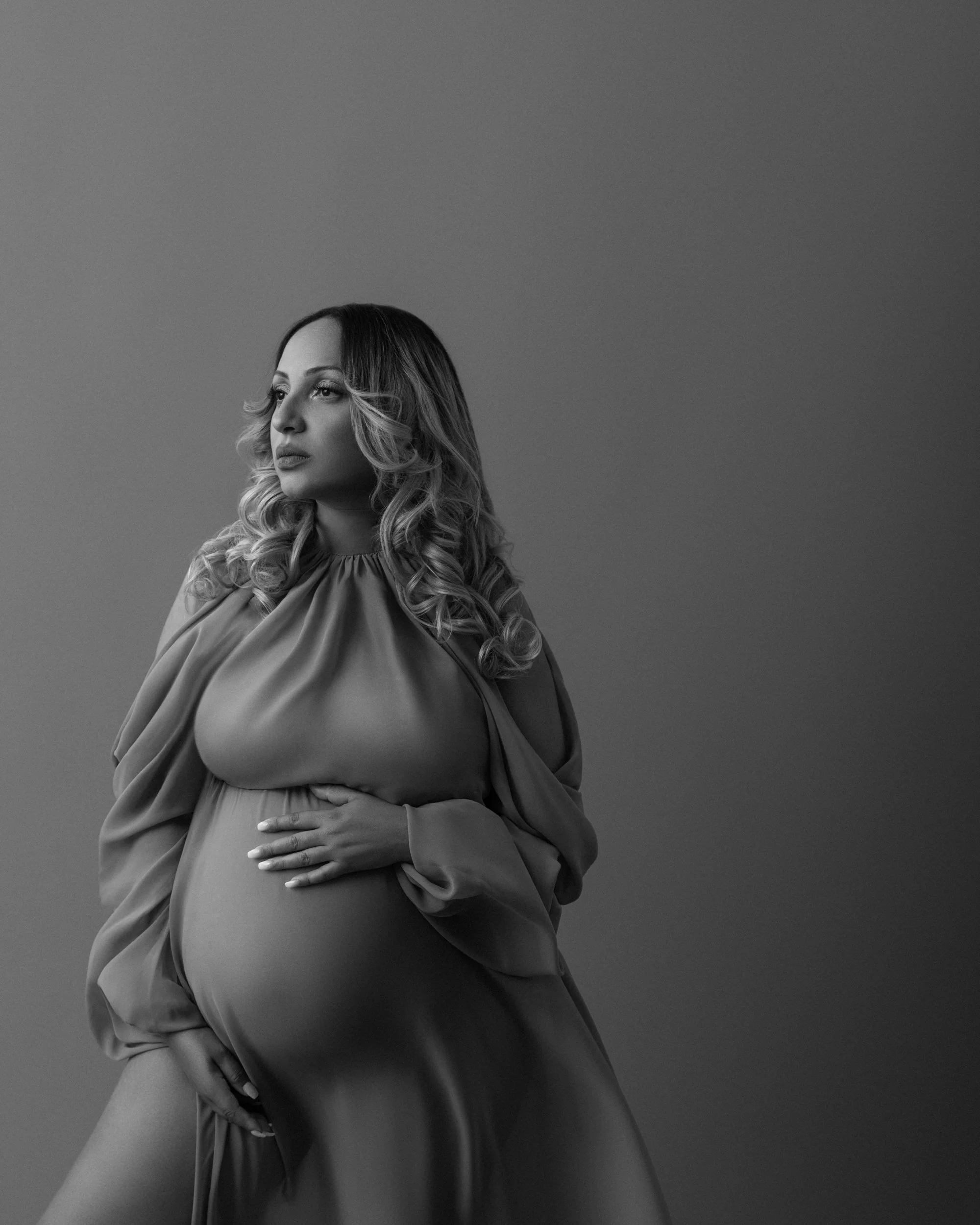 _B5A9937-BW-nycmaternityphotographer.jpg