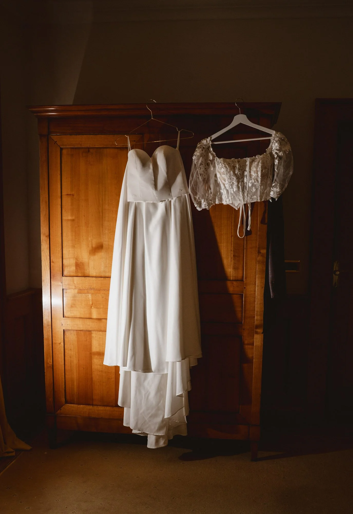 Mustelier JT 25-15.jpg