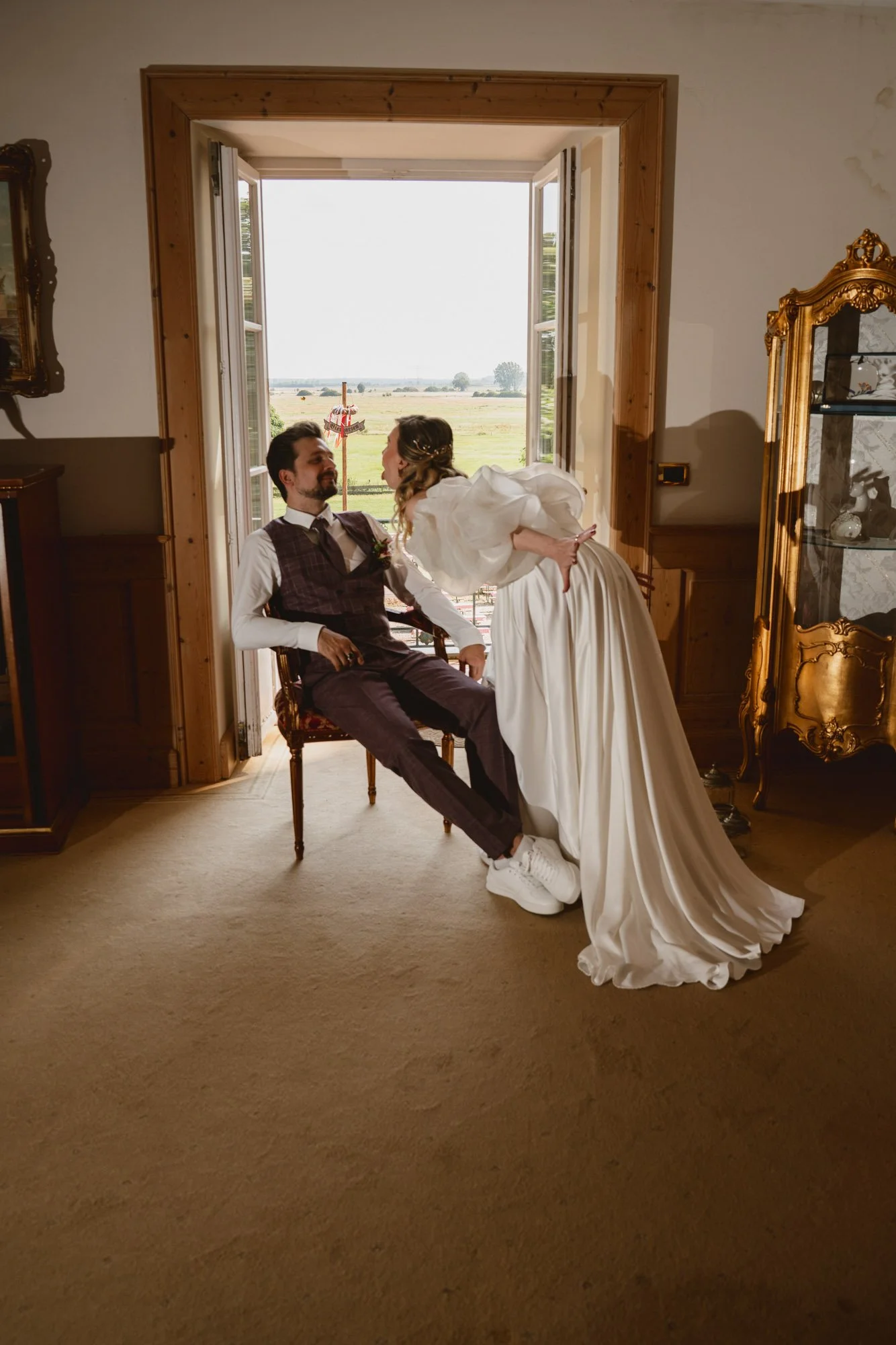 Mustelier JT 25-33.jpg