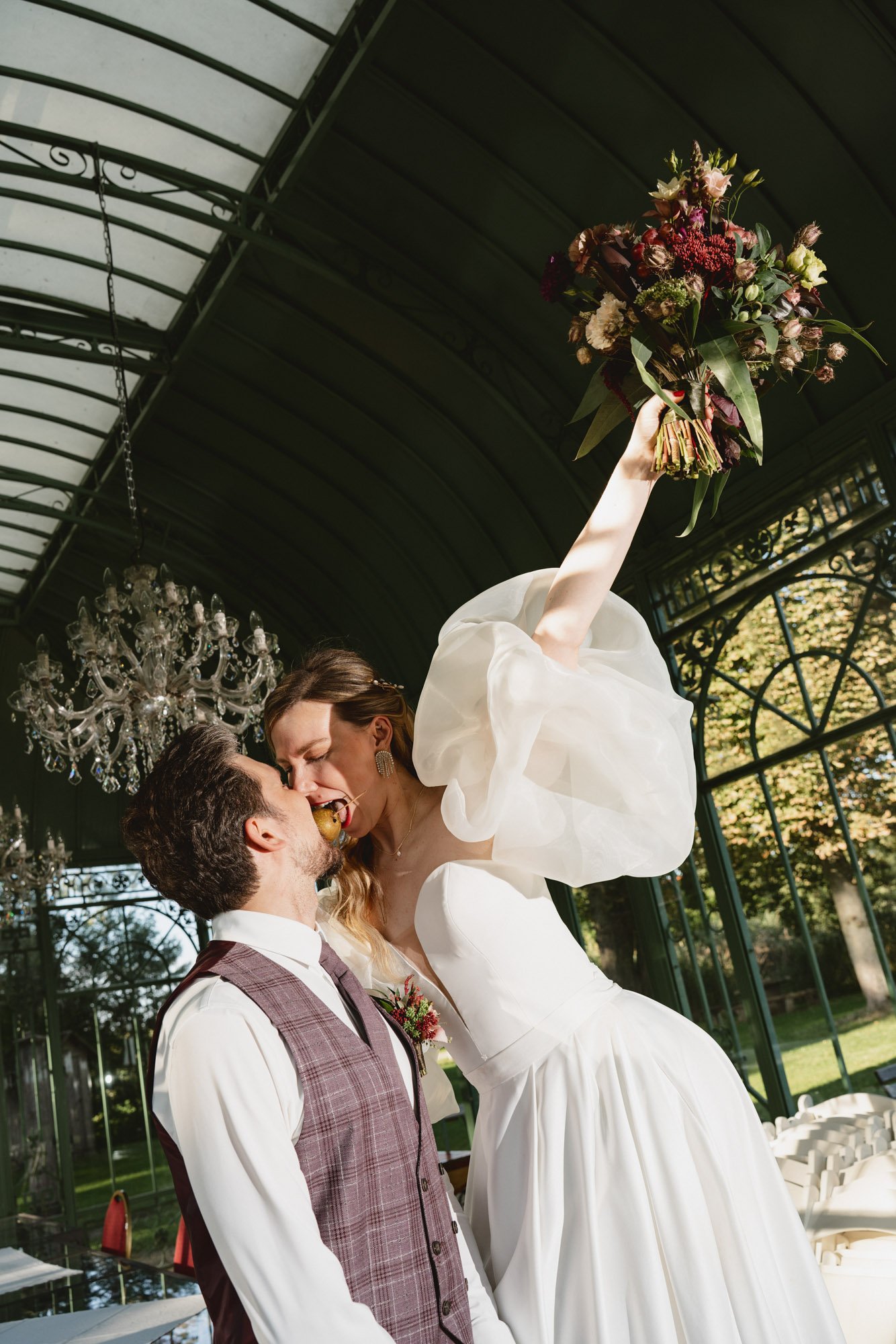 Mustelier JT 25-64.jpg