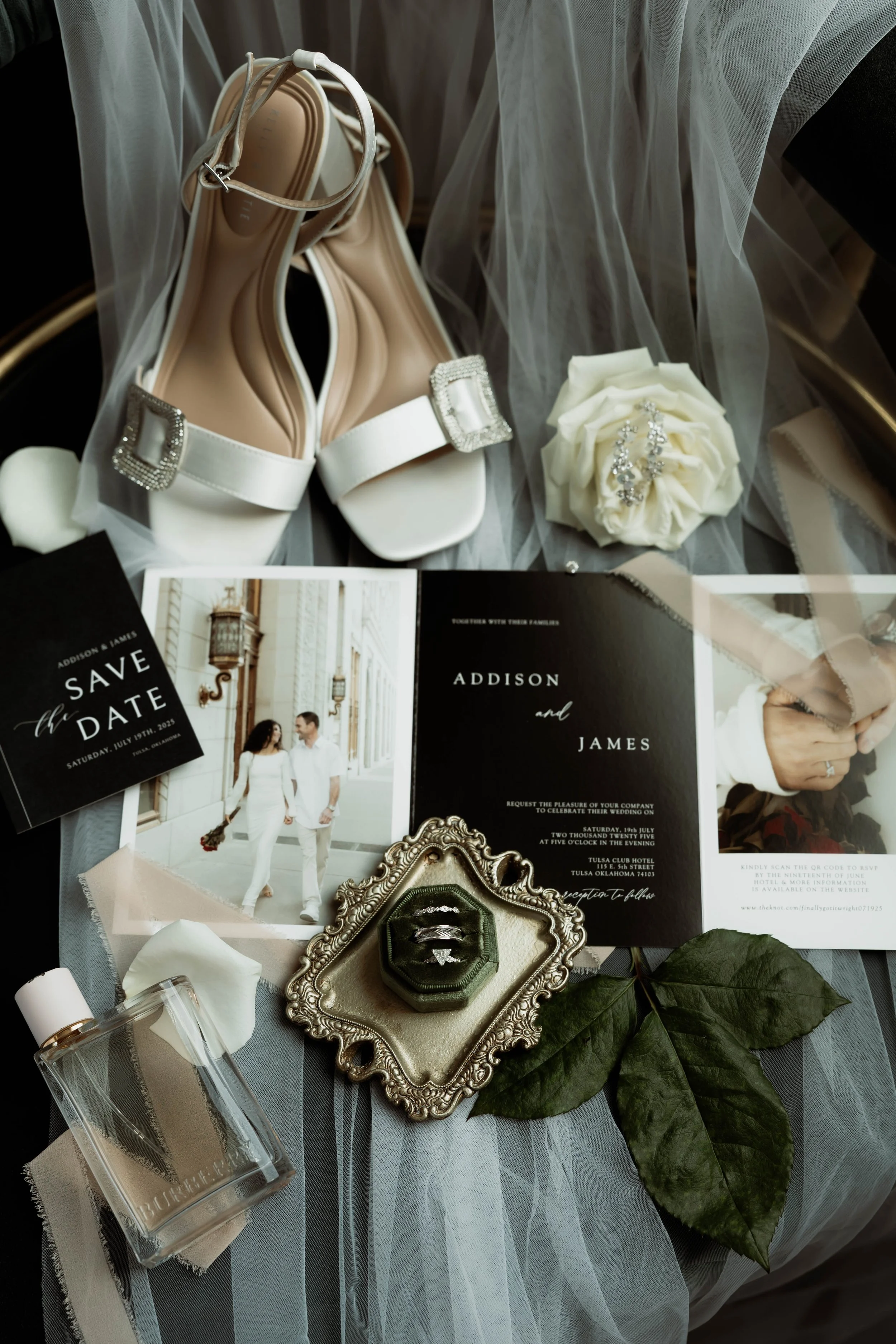 wedding-details-shot-moody-wedding.jpg