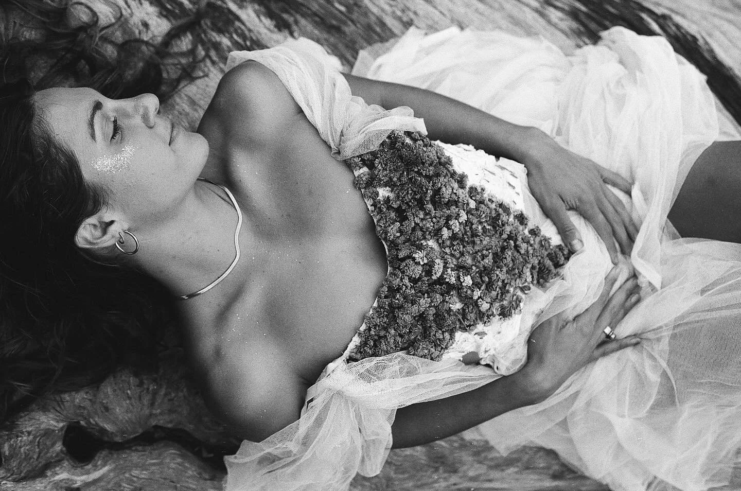 @sherose____ in fairyland ✨

#35mm #nikonfm