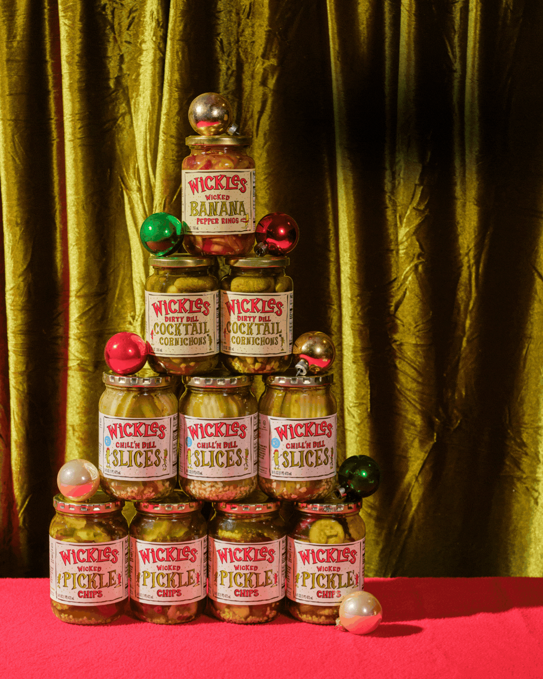 01 Wickles 12 Days-Day 1.gif