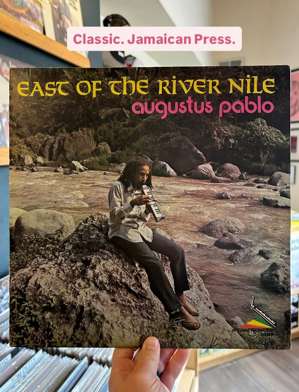 Nice flow of used records going out at Slant today. 🤓