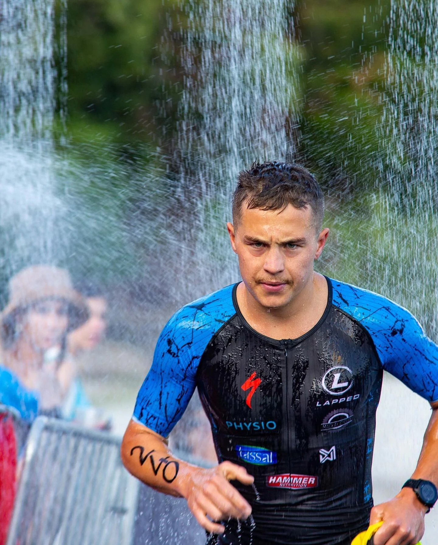 The &ldquo;get to work&rdquo; face, a common situation I find myself in post swim

Love racing on @hamiltonisland , always brings together a bunch of legends in a beautiful location!

First time busting out the sleeved @lapped_apparel tri suit- beaut