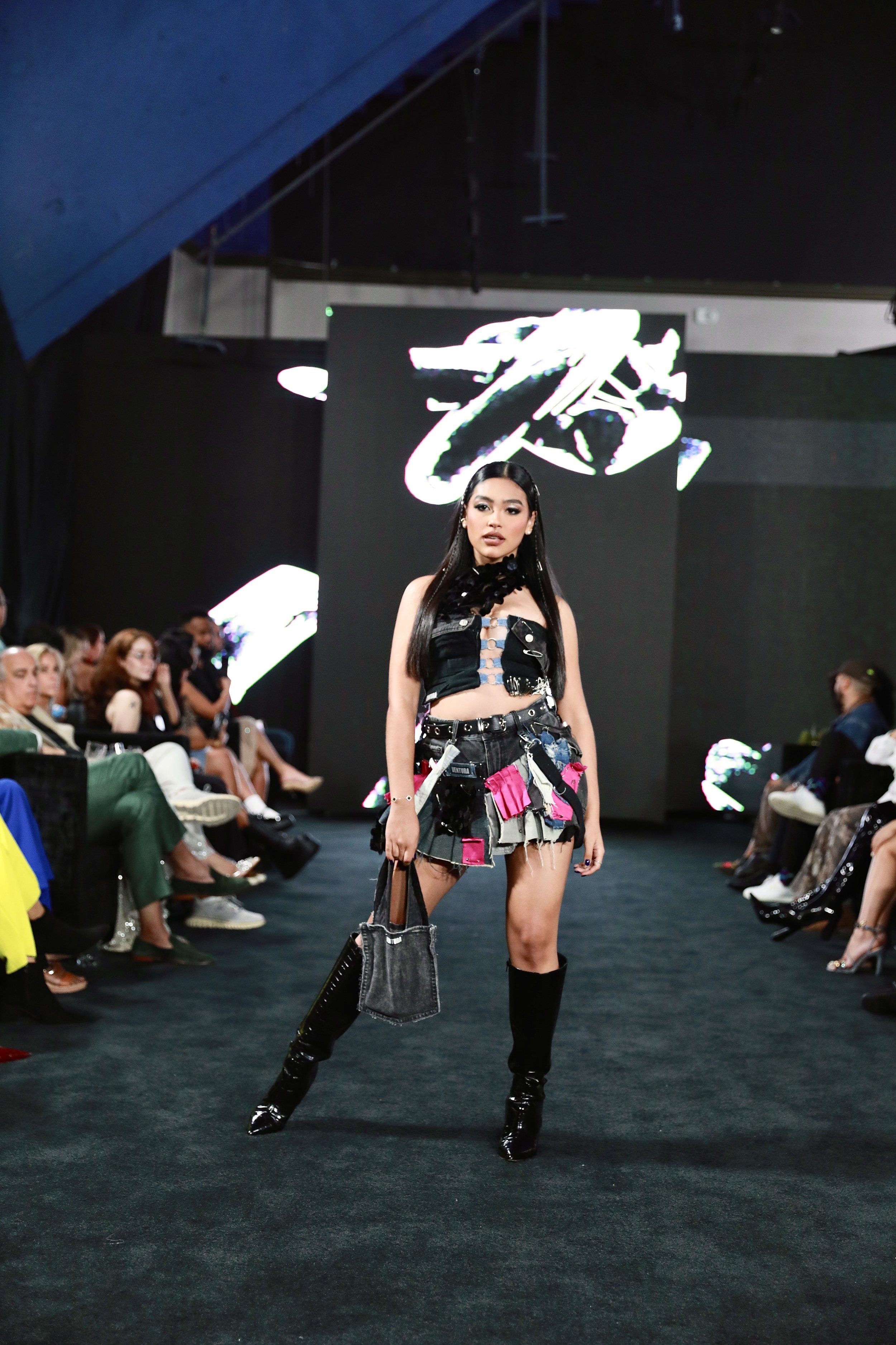 Designer: Ventura
Source: Giovanna Salerno