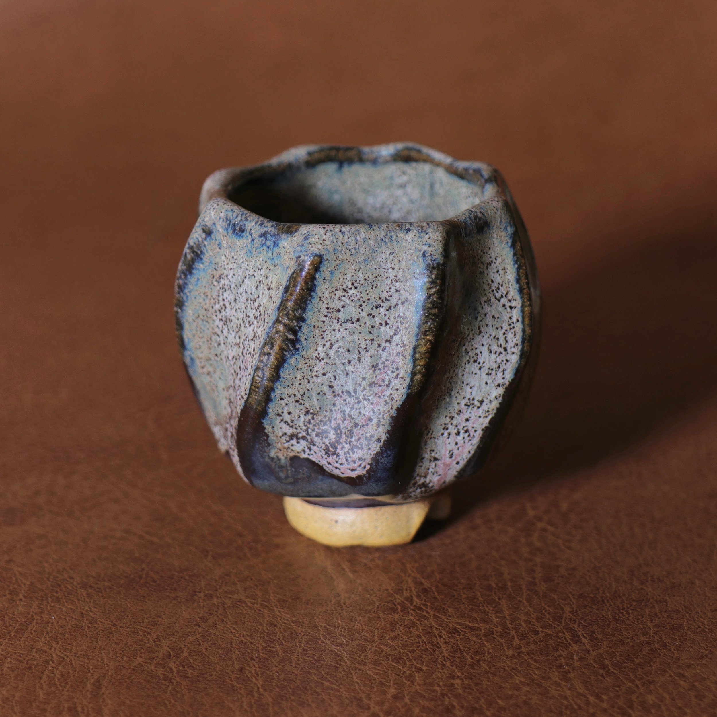 Pineeye-WaveCup-FrostedPebble.png