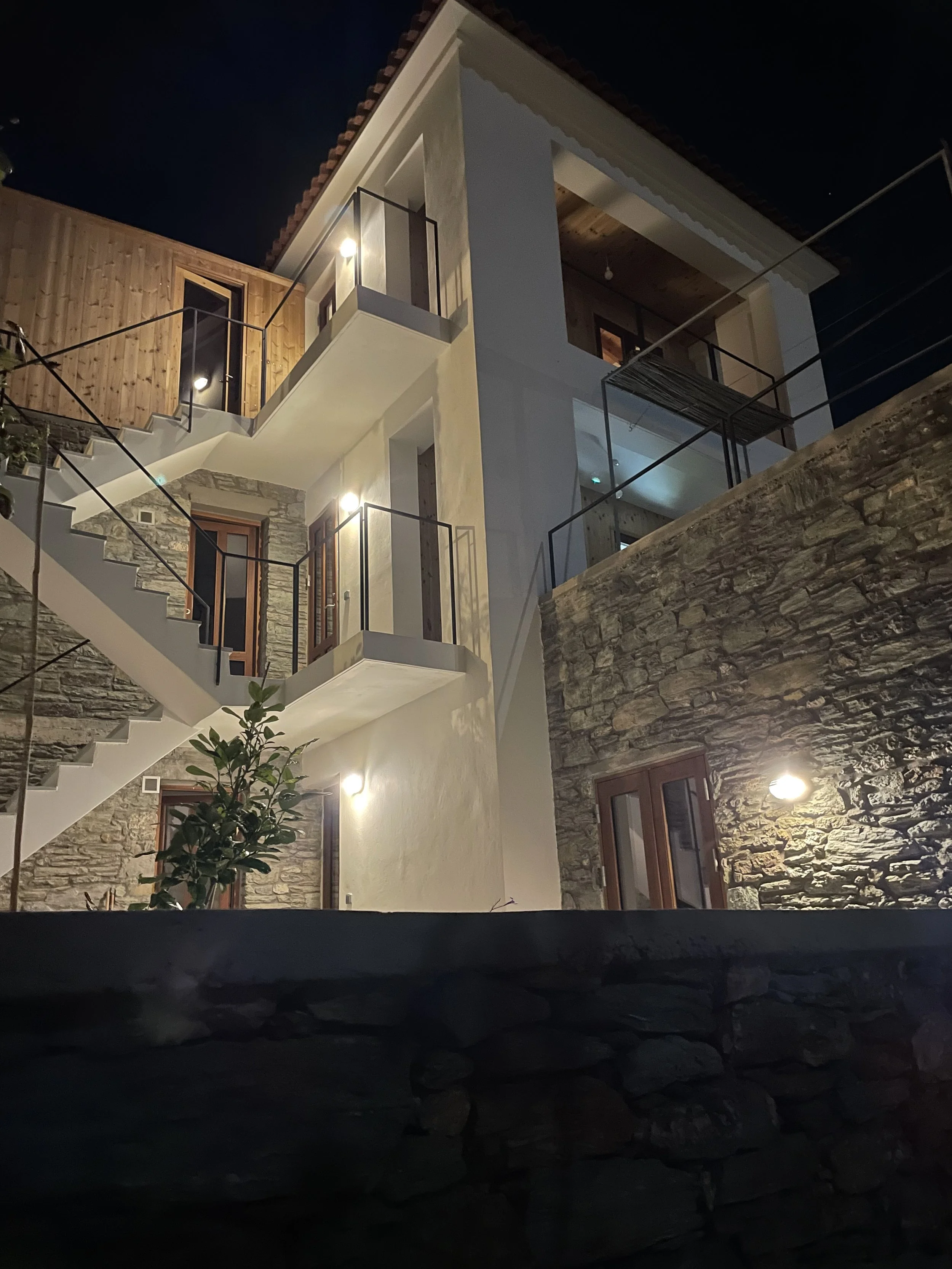 2022-11-07 20.02.12.jpg