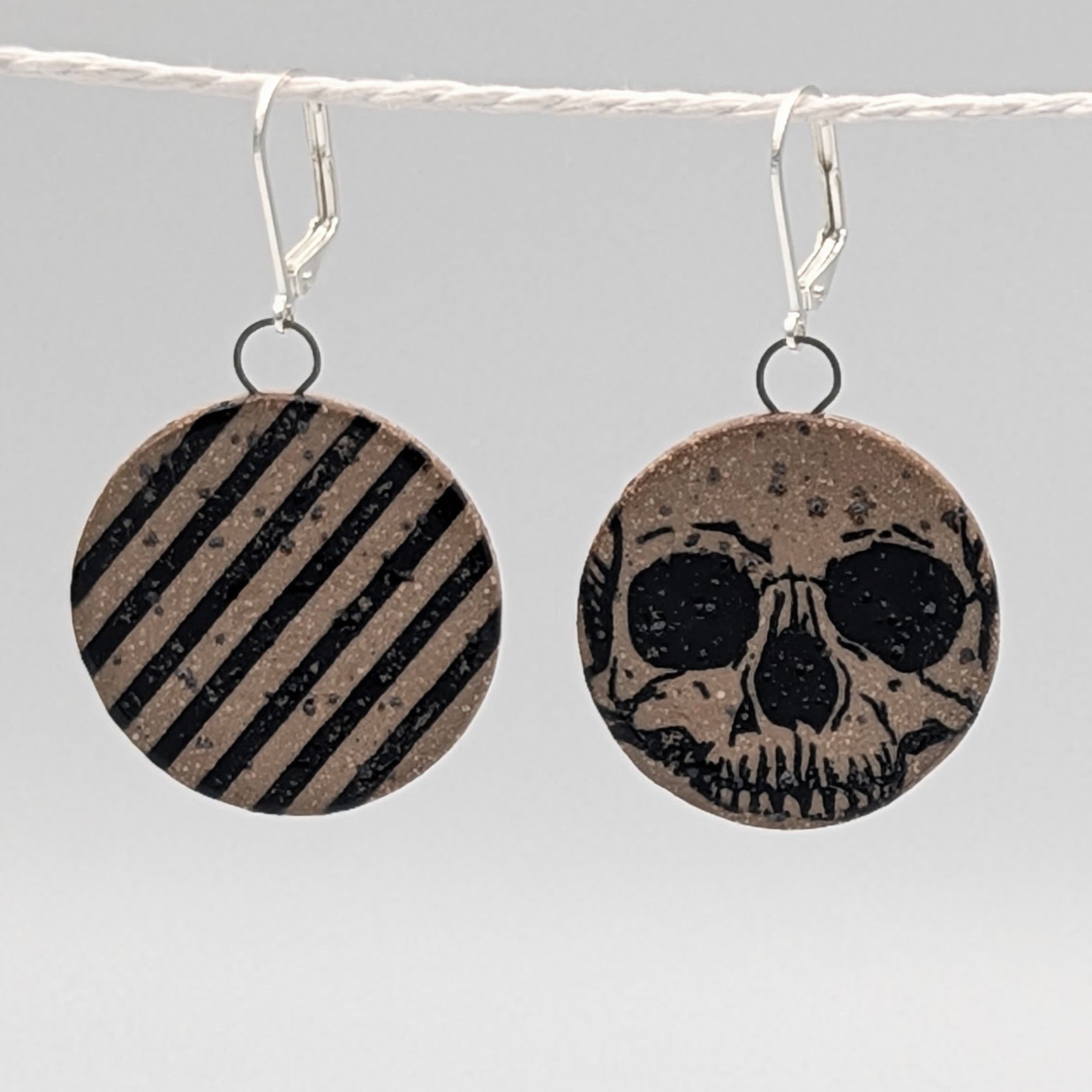 Asymmetrical Skull and Stripes
