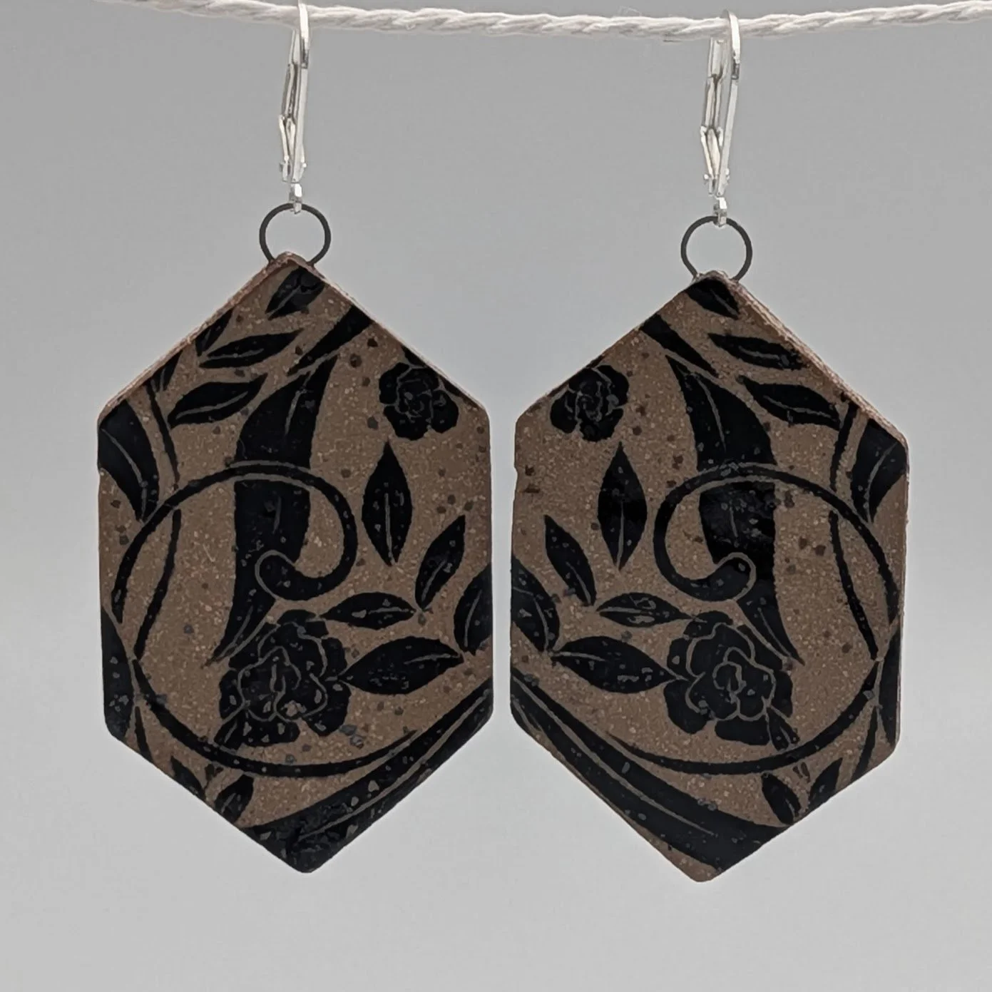 Large Floral Pattern Hex