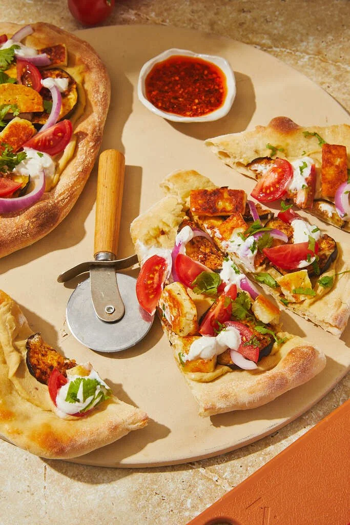 halloumi-cheese-flatbread-pizzas 2.jpg