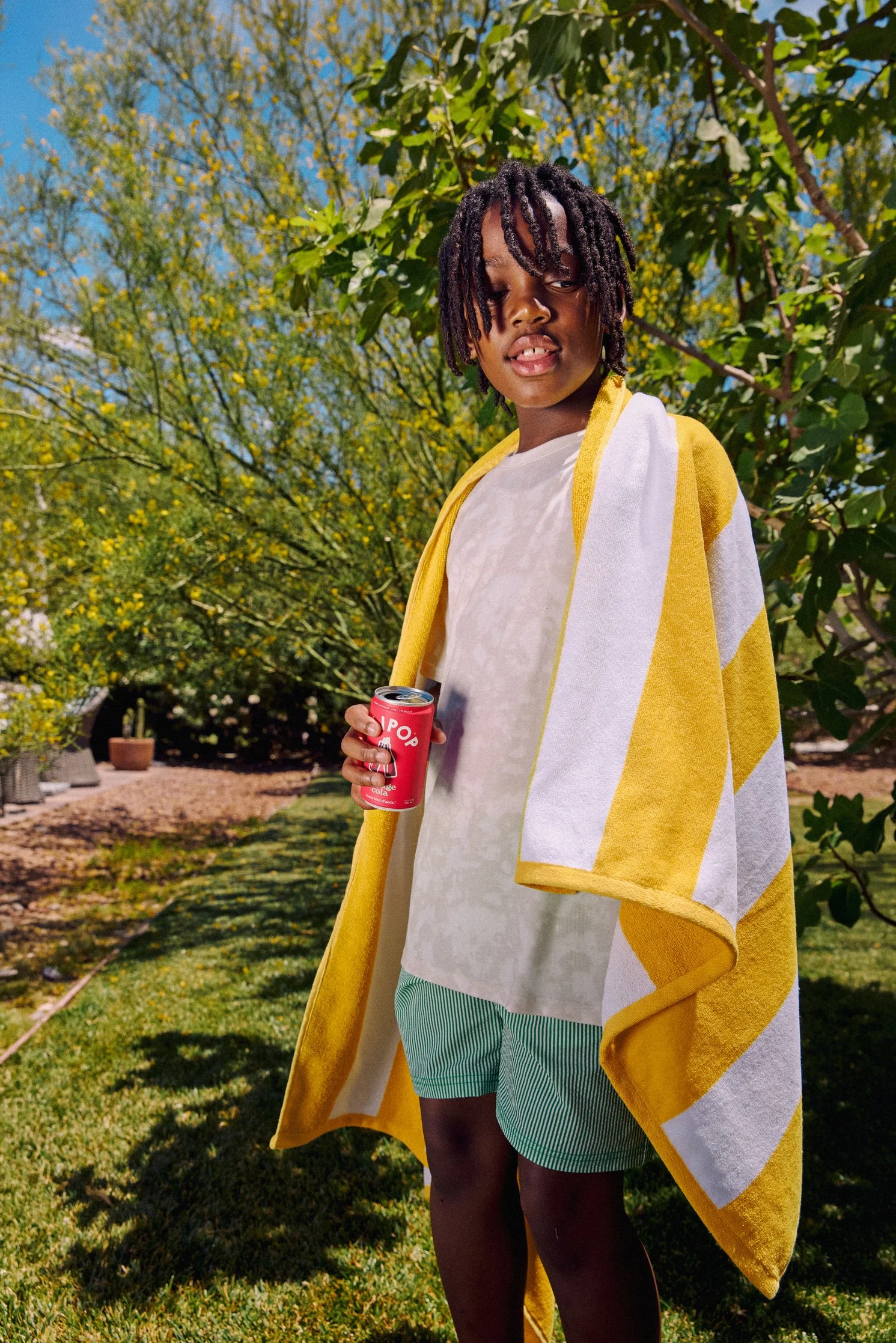 los-angeles-commercial-lifestyle-photographer-kids.jpg beverage-brand-photography-family-lifestyle.jpg