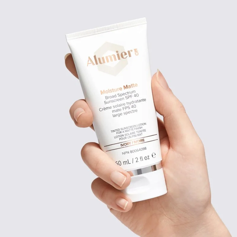 The Importance of Sunscreen: Your Skin’s Daily Essential
