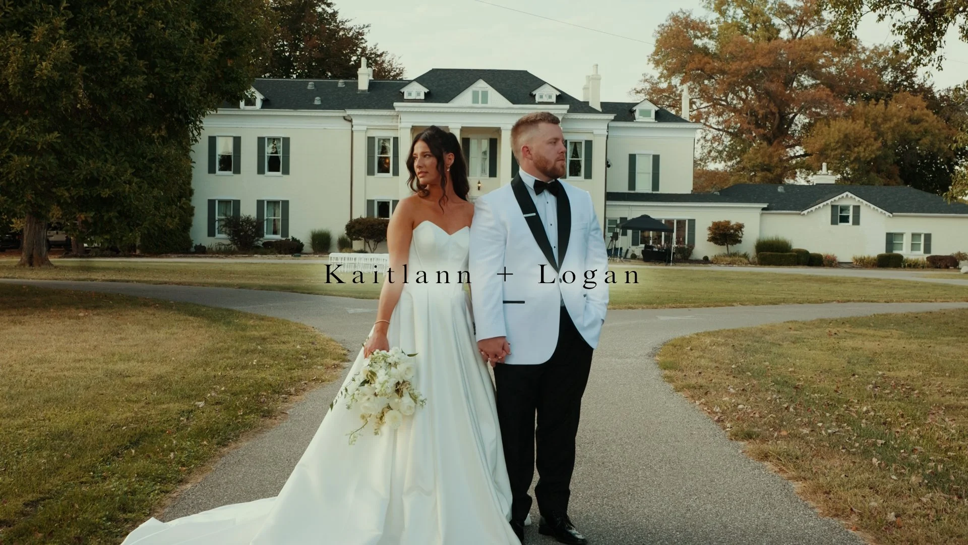 Some love stories start with a grand plan… and some start with the electricity going out. 😅
From the very first moment Kaitlann and Logan met, something just clicked — the kind of connection that quiets the noise, lifts the weight, and feels like yo