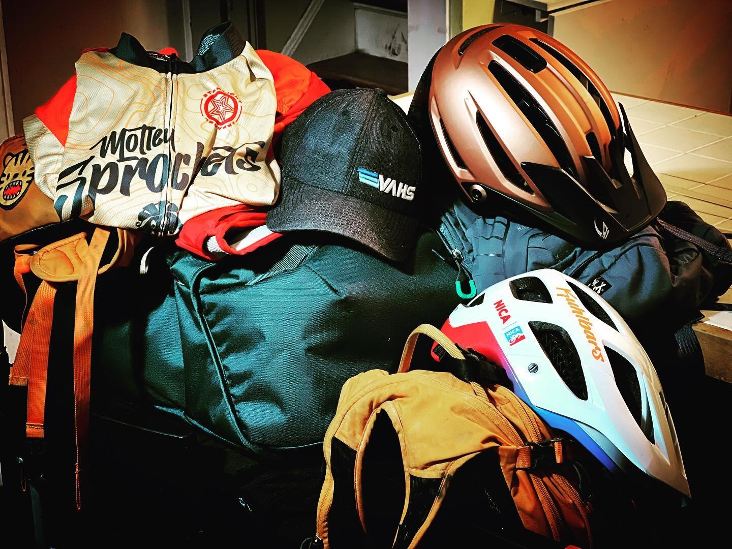 Heading out early to do it all again 😁 #motleysprockets #vahsmtb #nicava #morekidsonbikes #mountainbiking