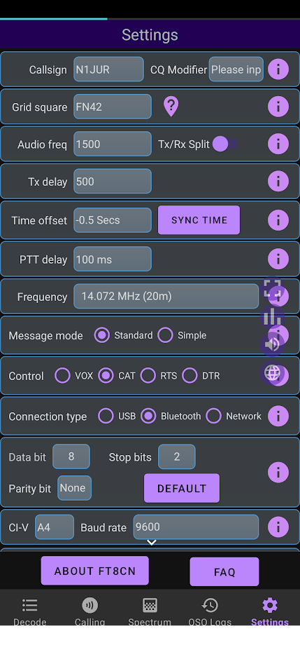 Screen display of radio transceiver settings menu with options for callsign, grid square, audio frequency, transmission delay, time offset, PTT delay, frequency, message mode, control type, connection type, data bits, stop bits, parity, CI-V, and baud rate, with buttons for about and FAQ at the bottom.